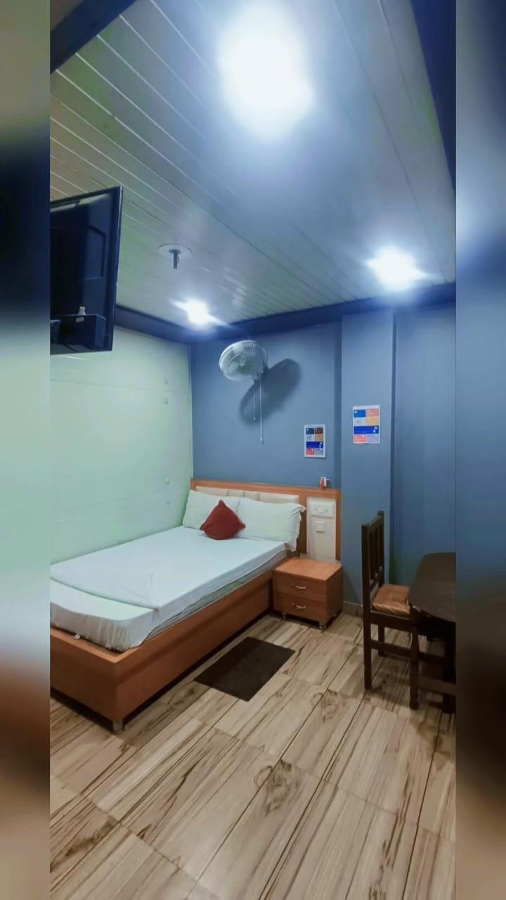 Mixed Dormitory Room photo 3