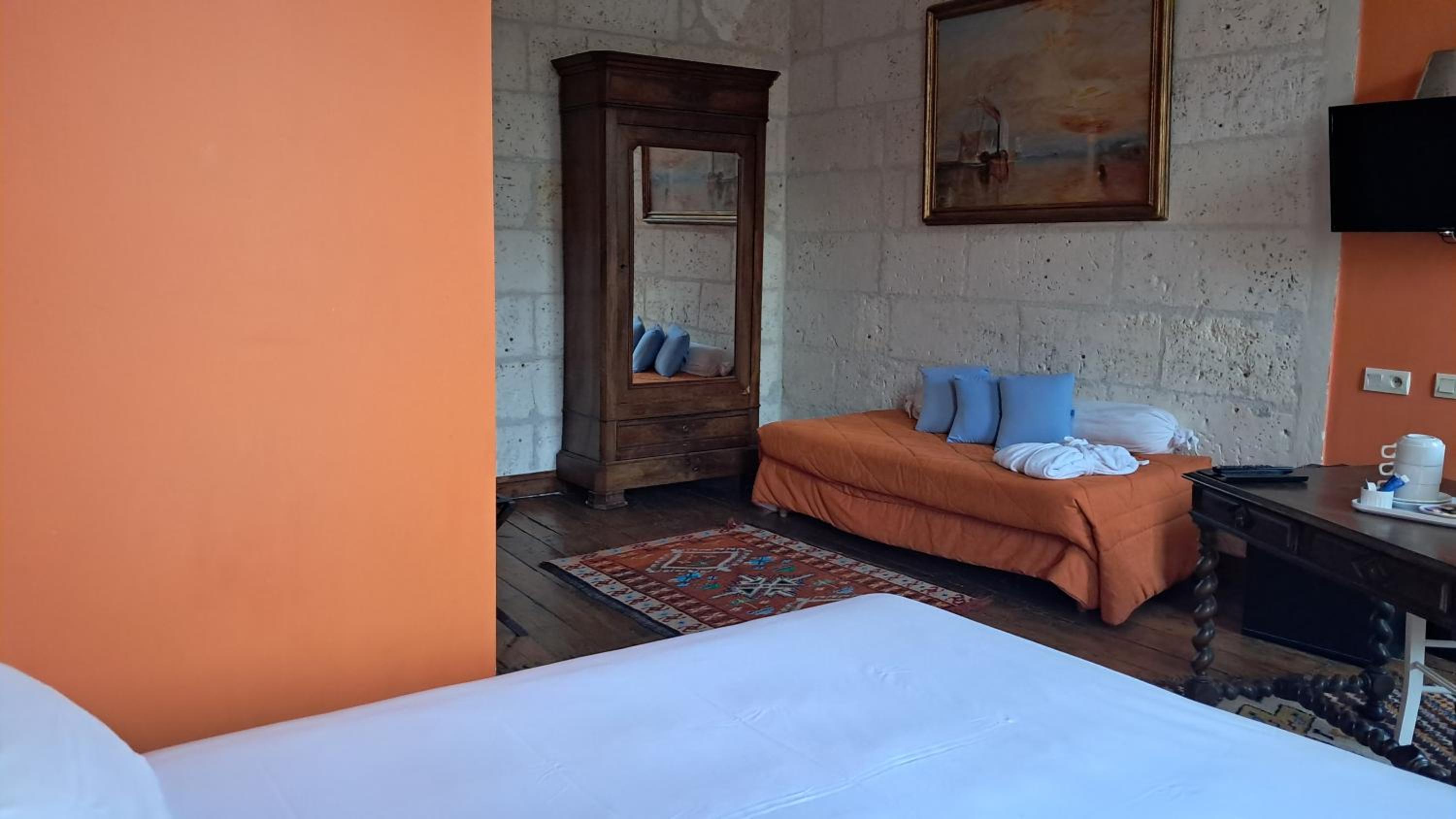 Standard Triple Room photo 2