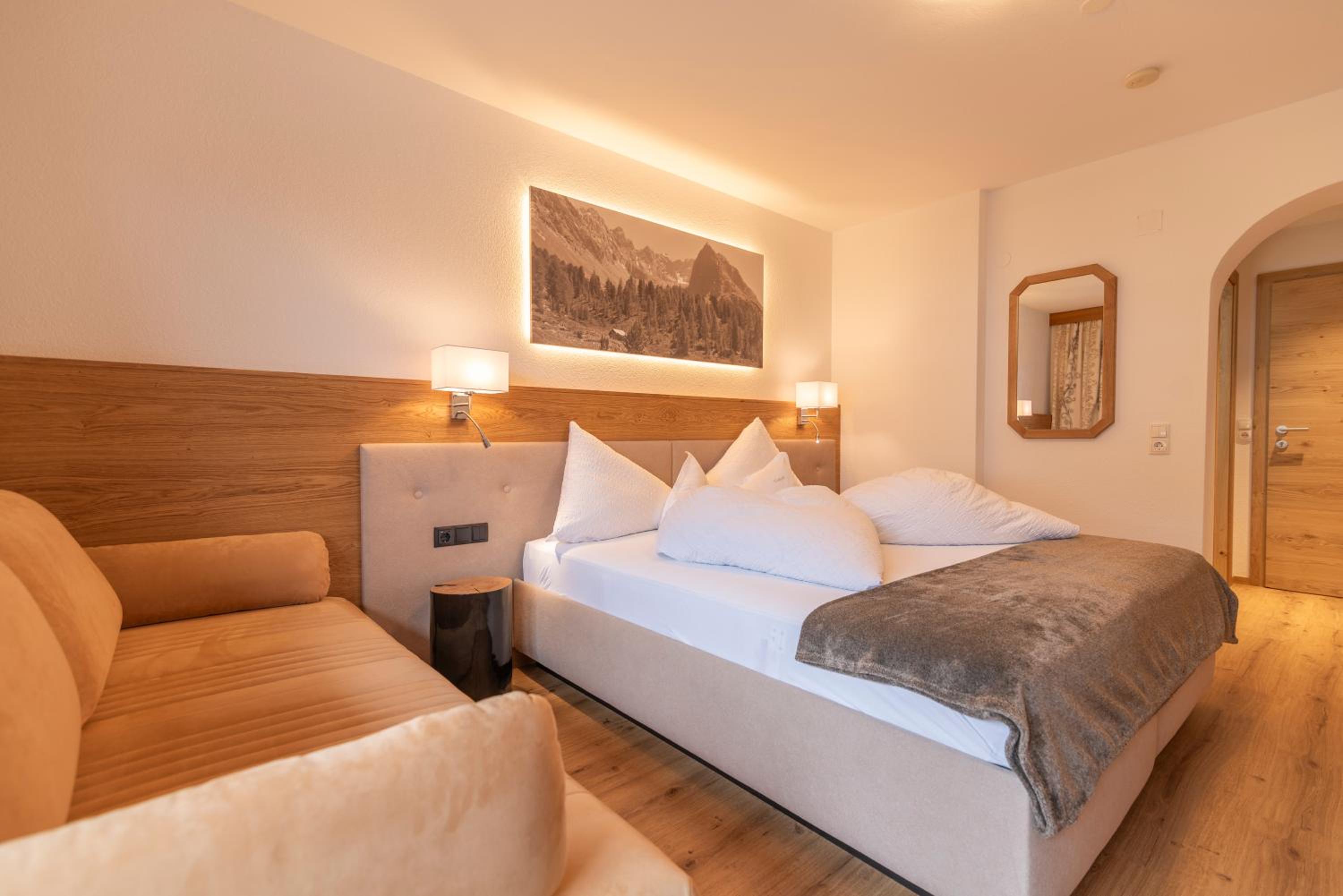 Two-Bedroom Apartment with Balcony and Terrace