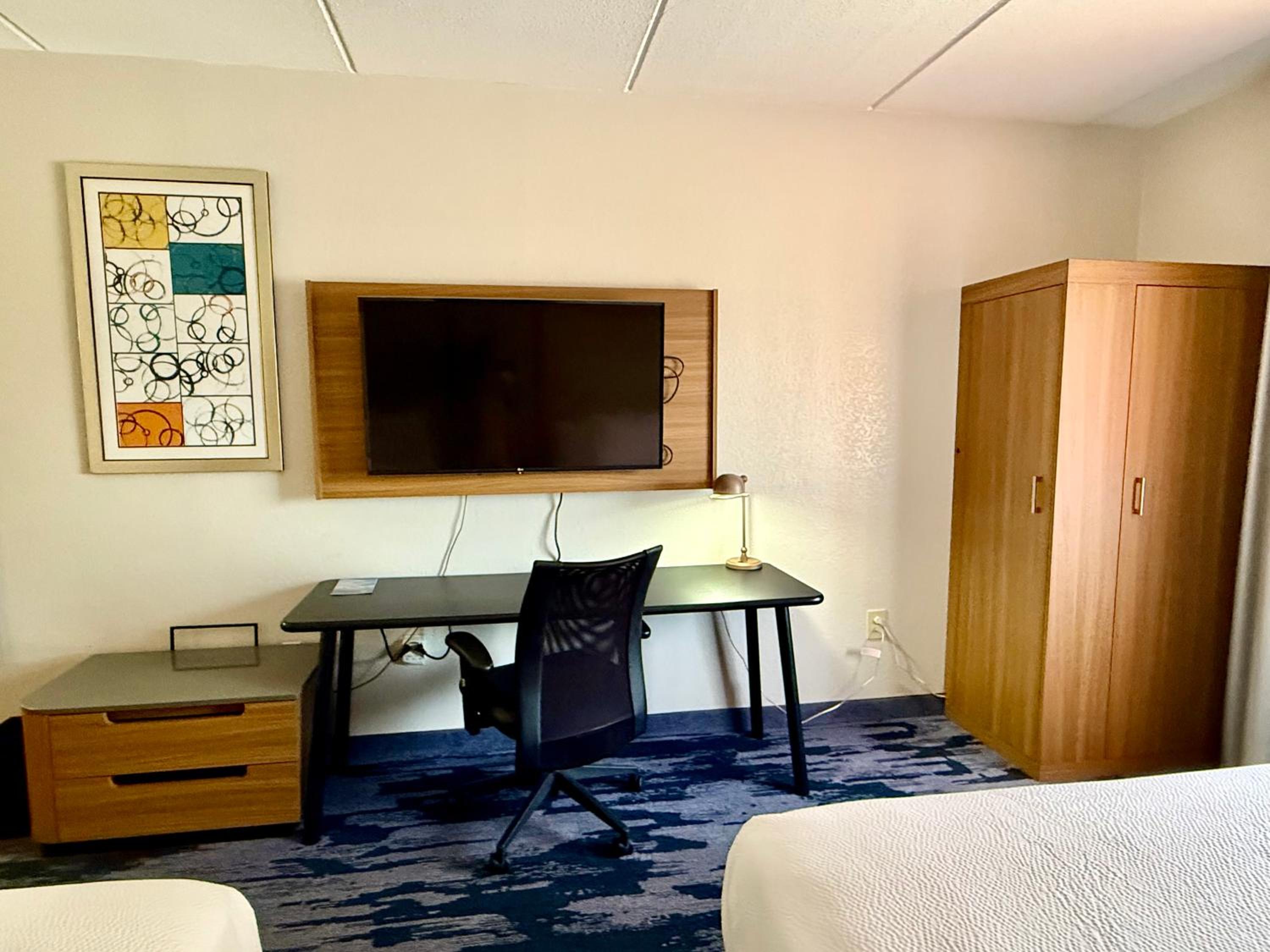 Double Room with Two Double Beds and Roll-in Shower - Mobility Accessible