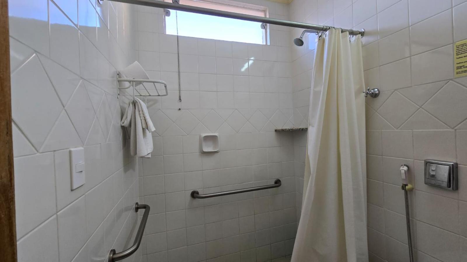 Double Room - Disability Access photo 3