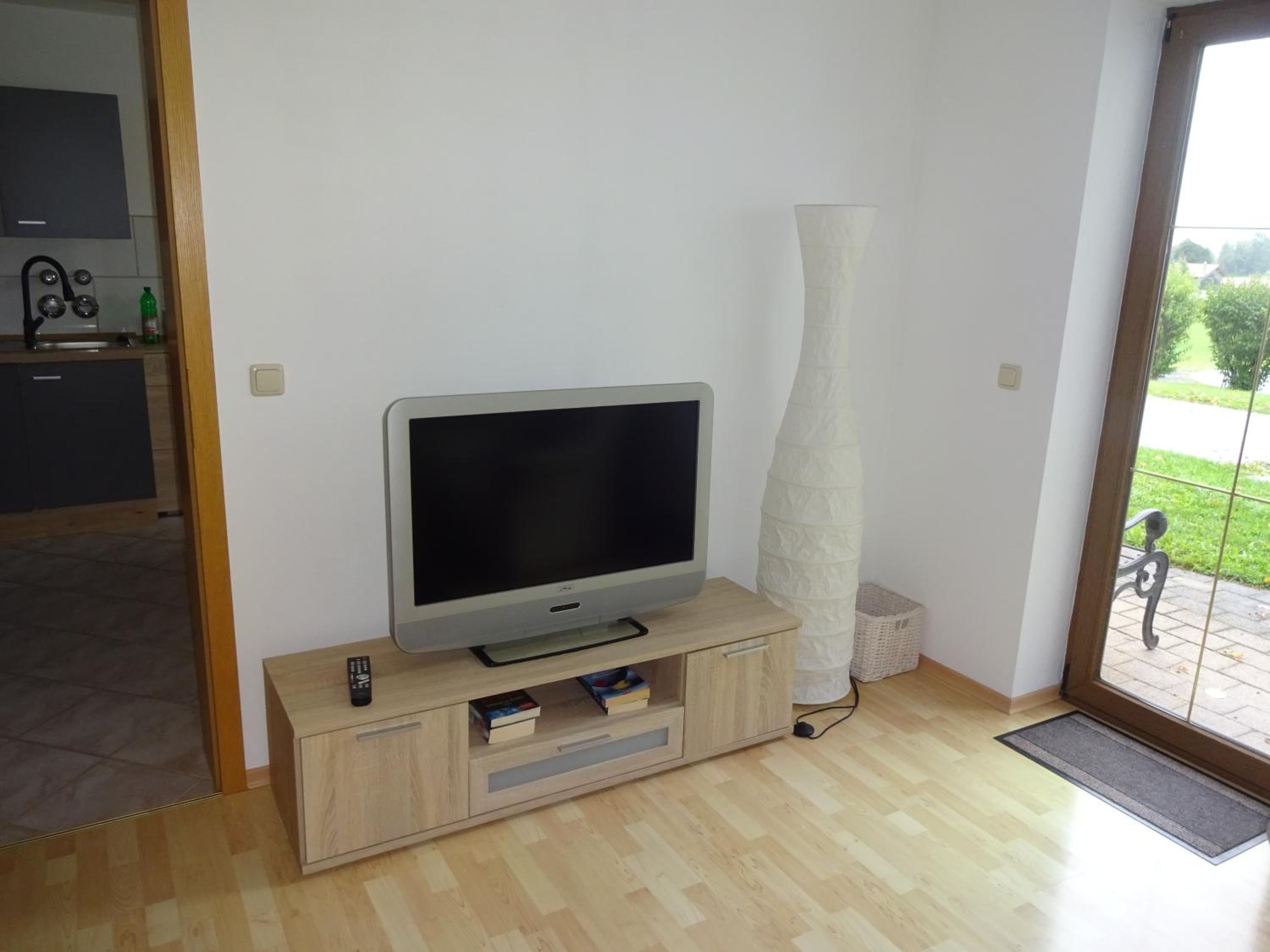 Three-Bedroom Apartment with Mountain View photo 3