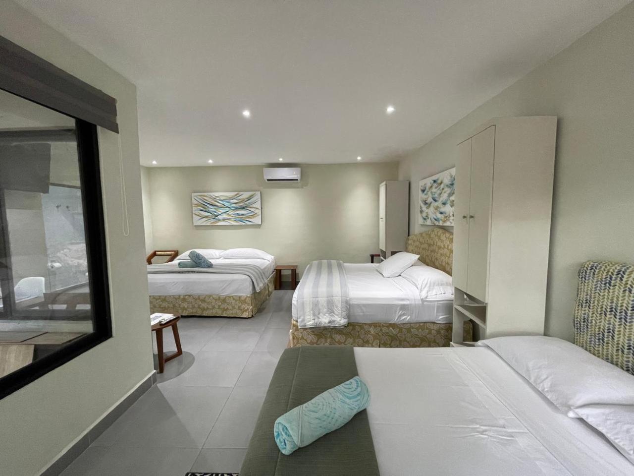 Double or Twin Room with Private Bathroom
