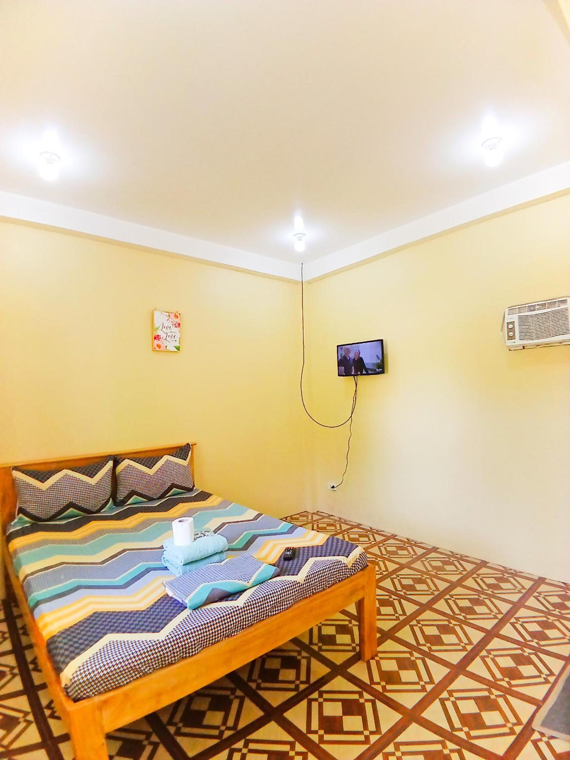Double Room with Balcony and Sea View
