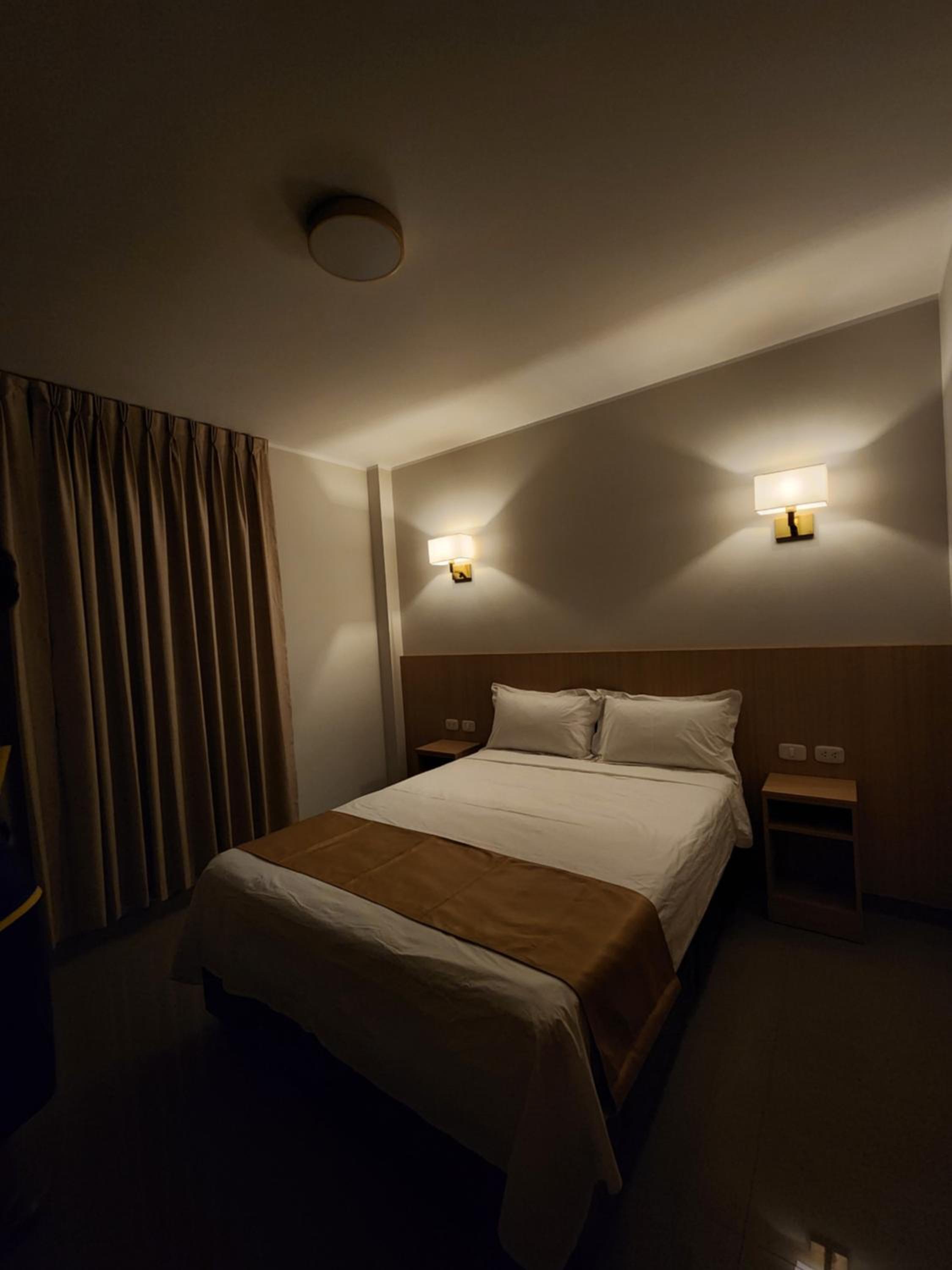 Deluxe Queen Room photo 2