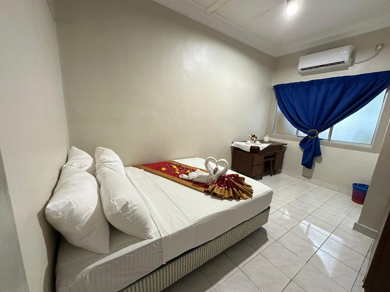 Budget Double Room photo 1