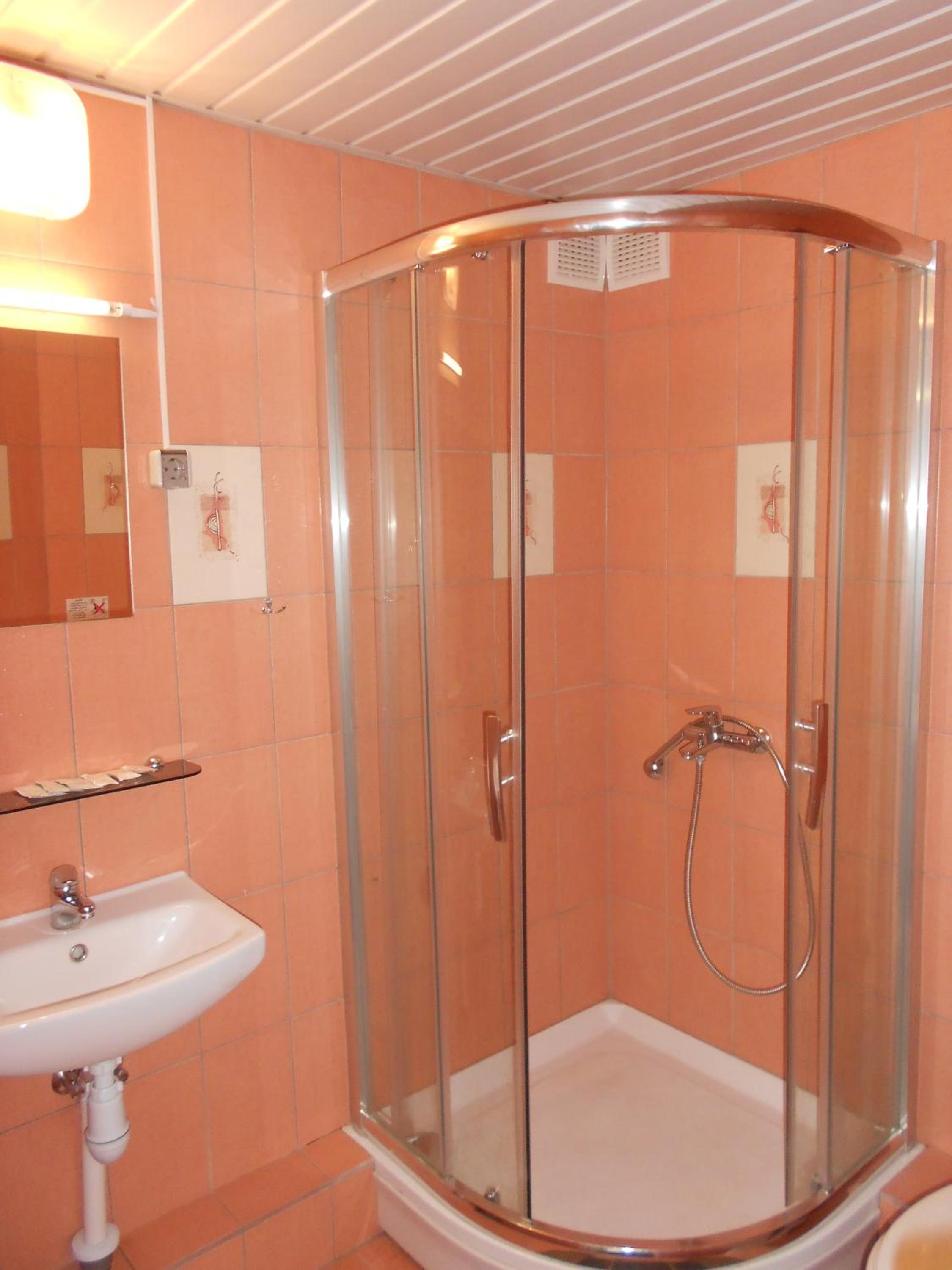 Double or Twin Room - Photo 11
