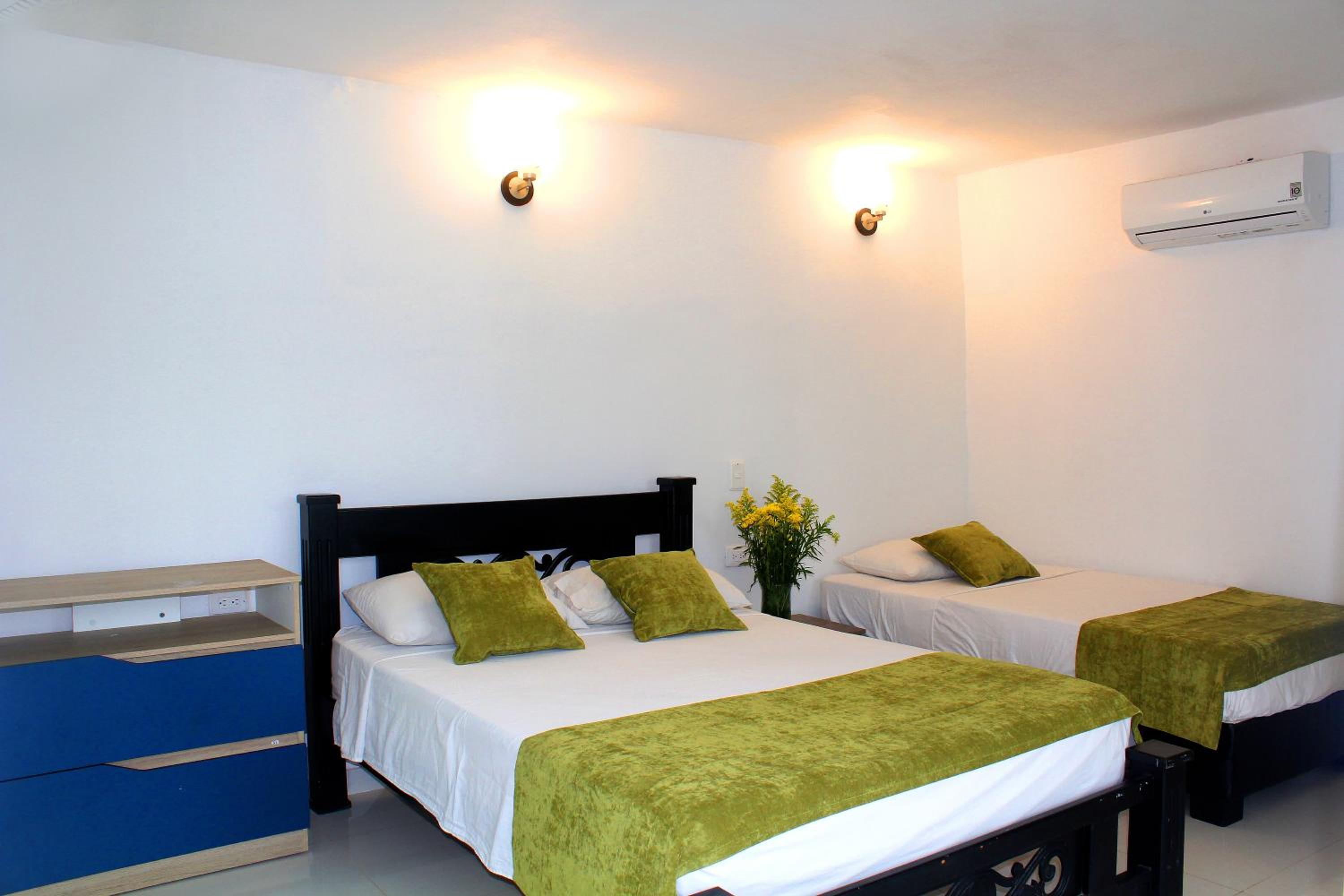 Budget Triple Room photo 2