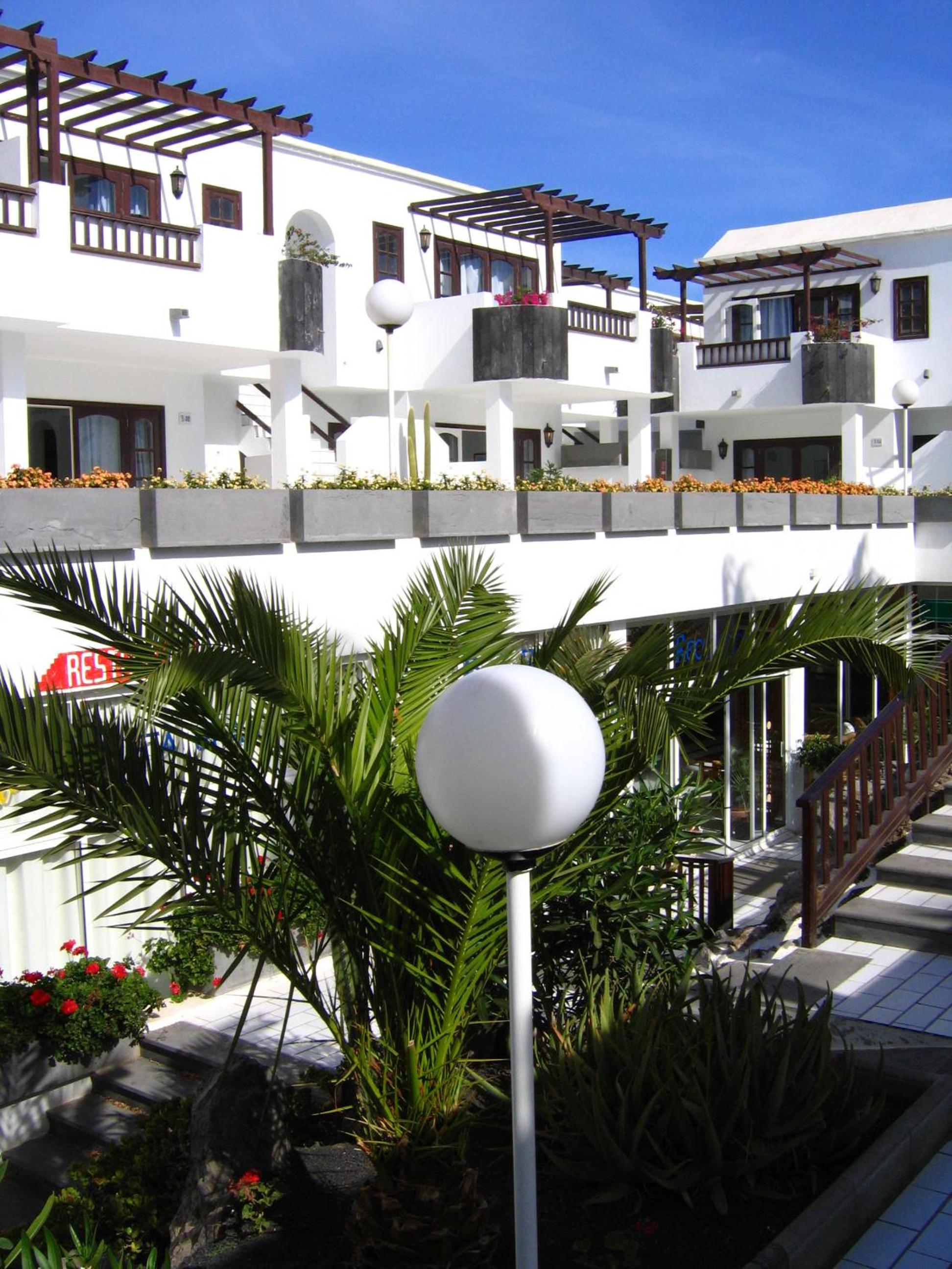 Top floor or Ground floor apartment - Photo 17