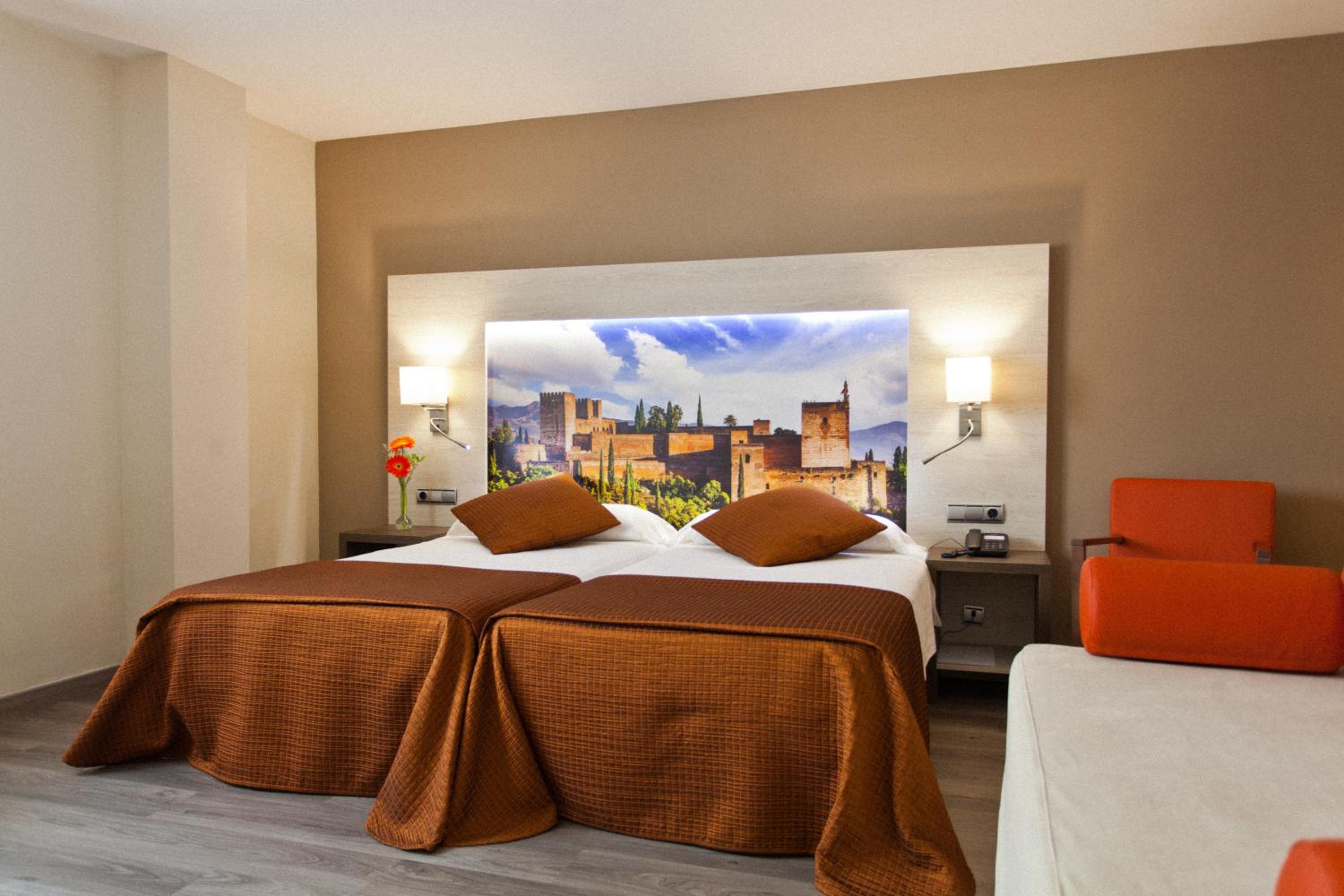 Double or Twin Room - Photo 14