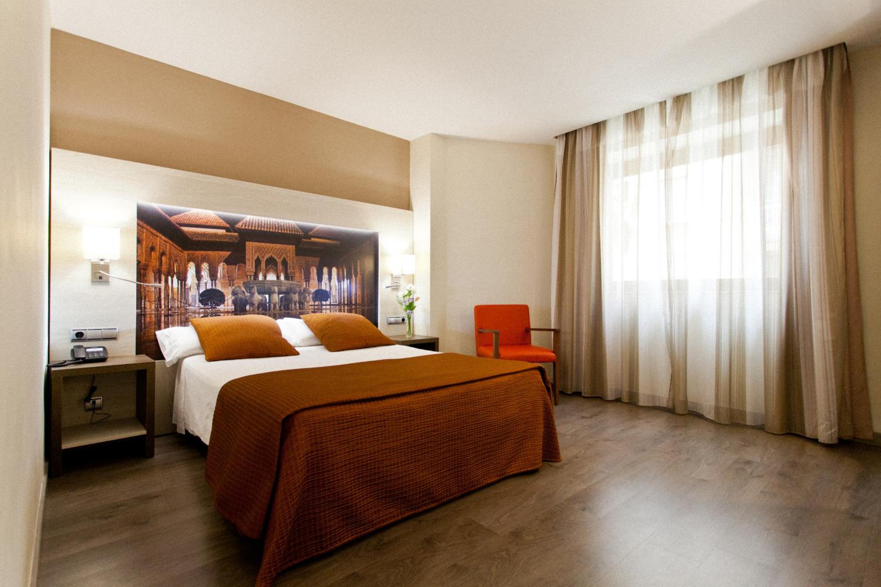 Double or Twin Room - Photo 22
