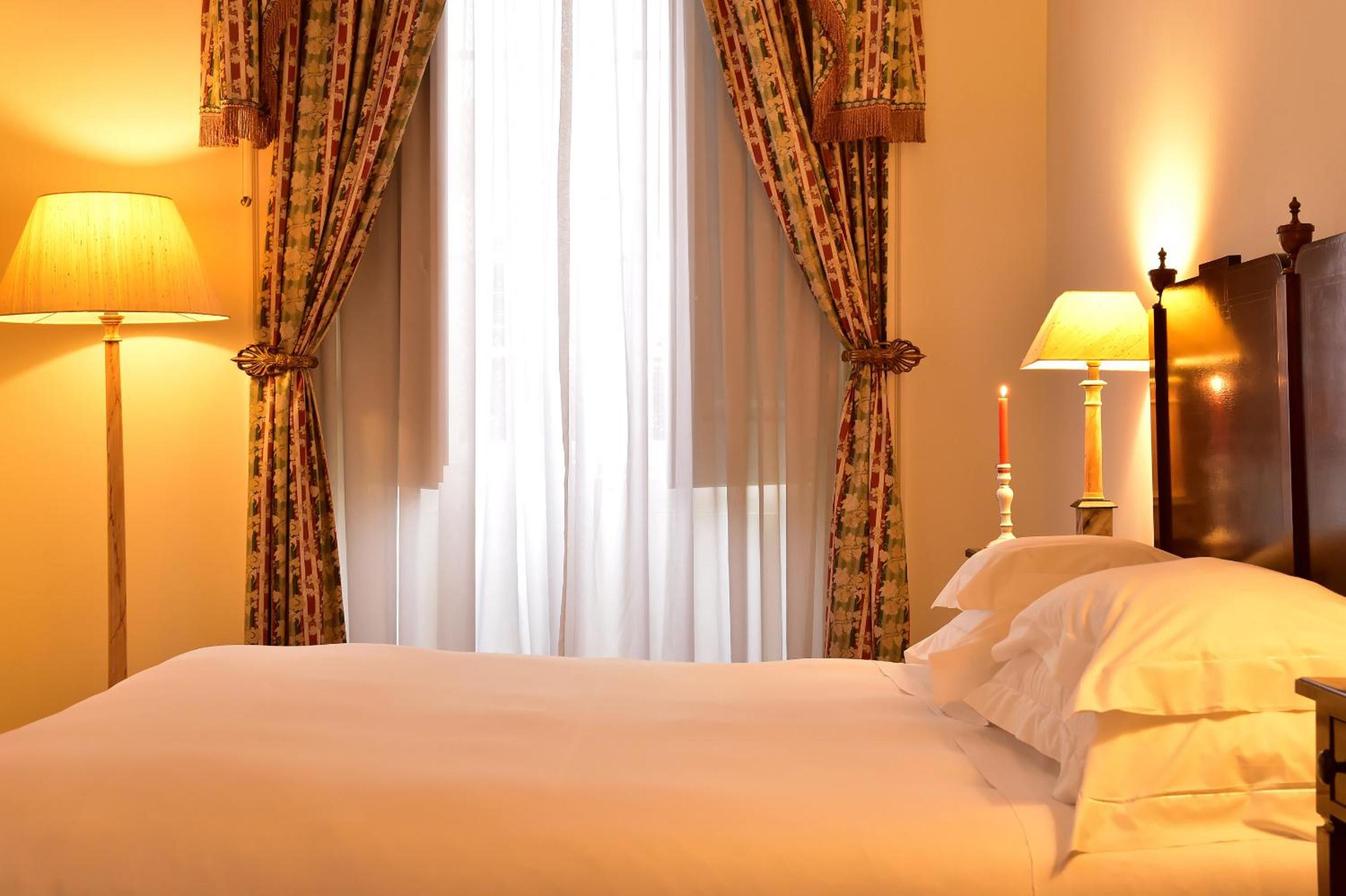 Classic Double or Twin Room - Photo 1