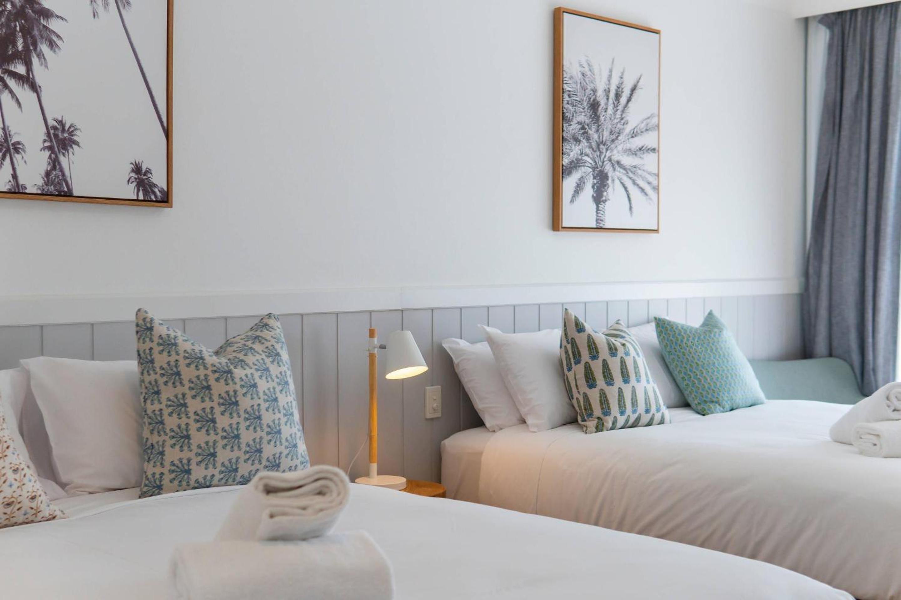 Queen Room with Two Queen Beds - Non Smoking