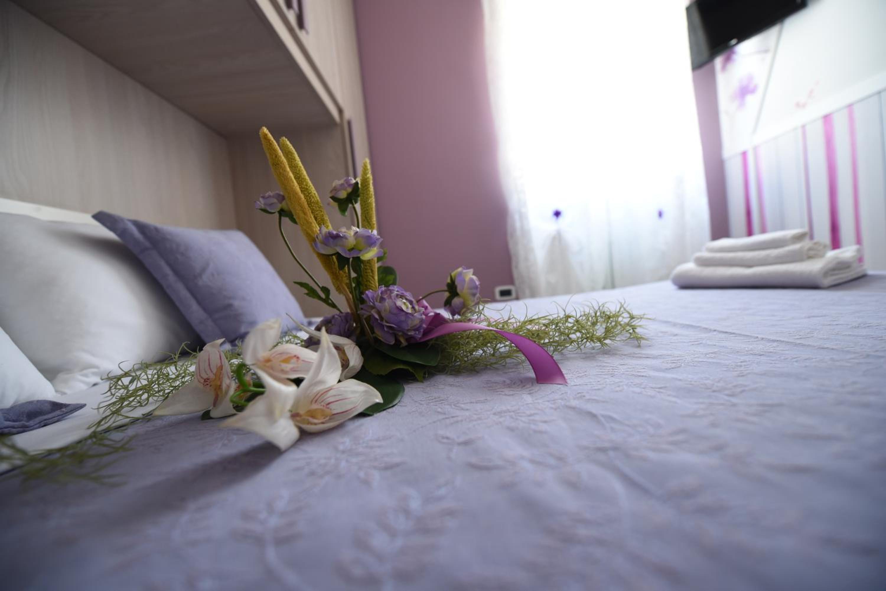 Two-Bedroom Apartment - Photo 11