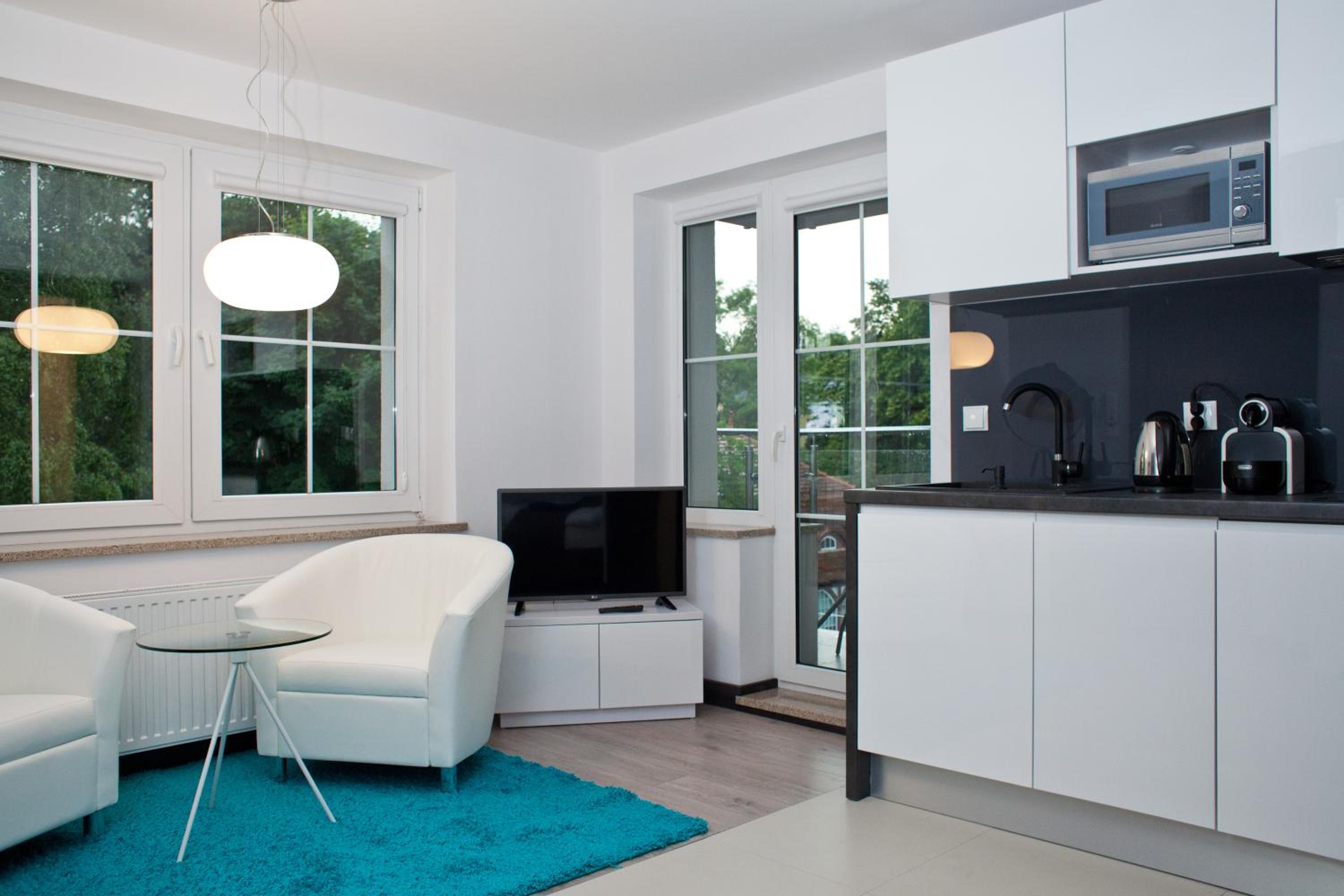 Studio with Balcony photo 1