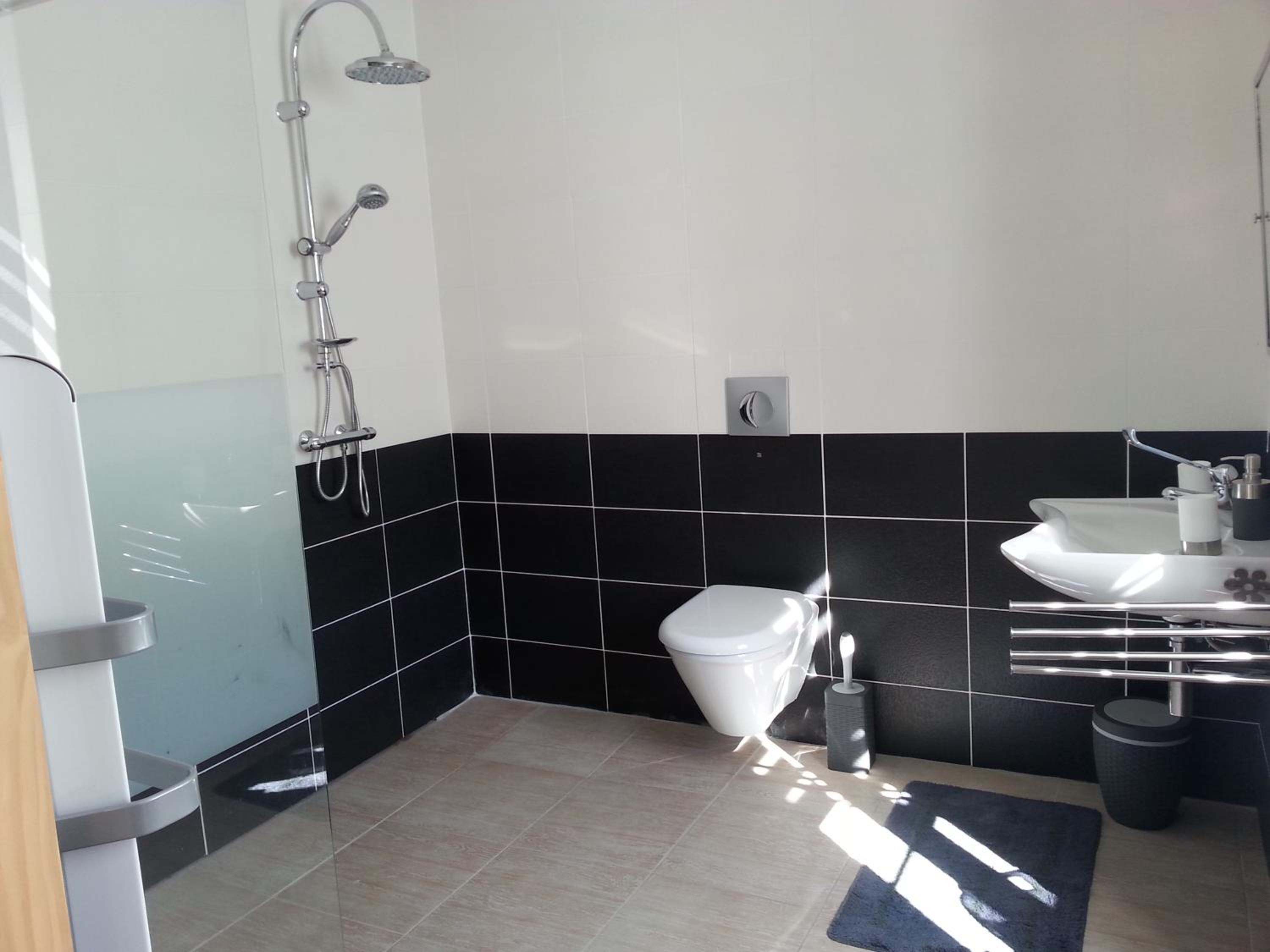 Double or Twin Room - Disability Access photo 2
