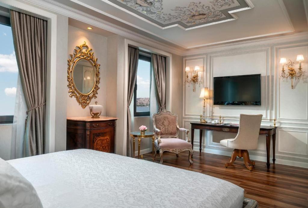 Junior Suite with Golden Horn View and Nickelodeon Play Access - Photo 2