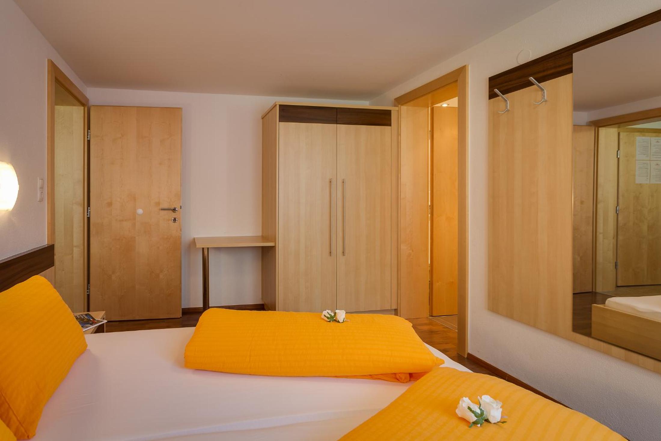 Apartment - Photo 3