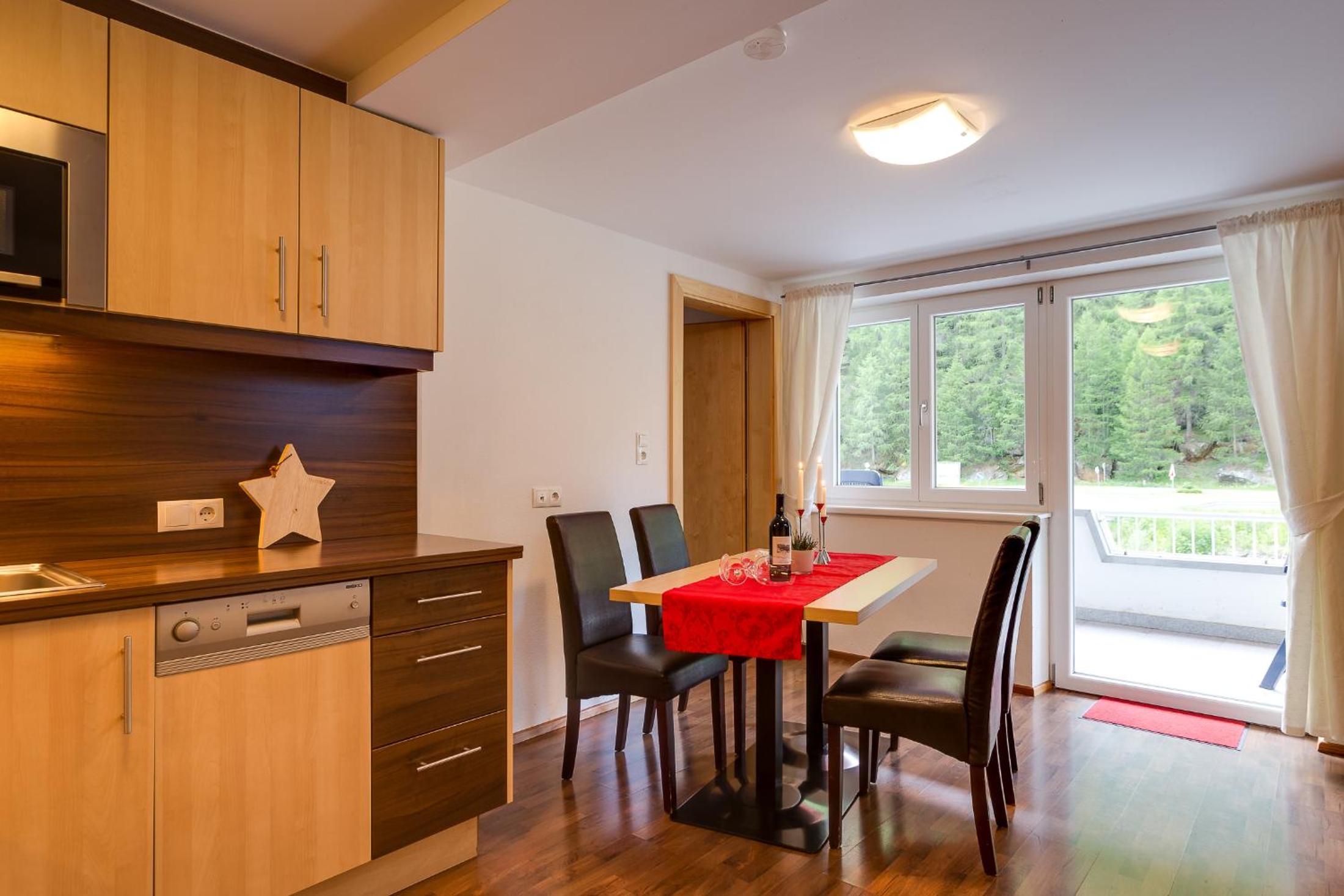 Apartment - Photo 8
