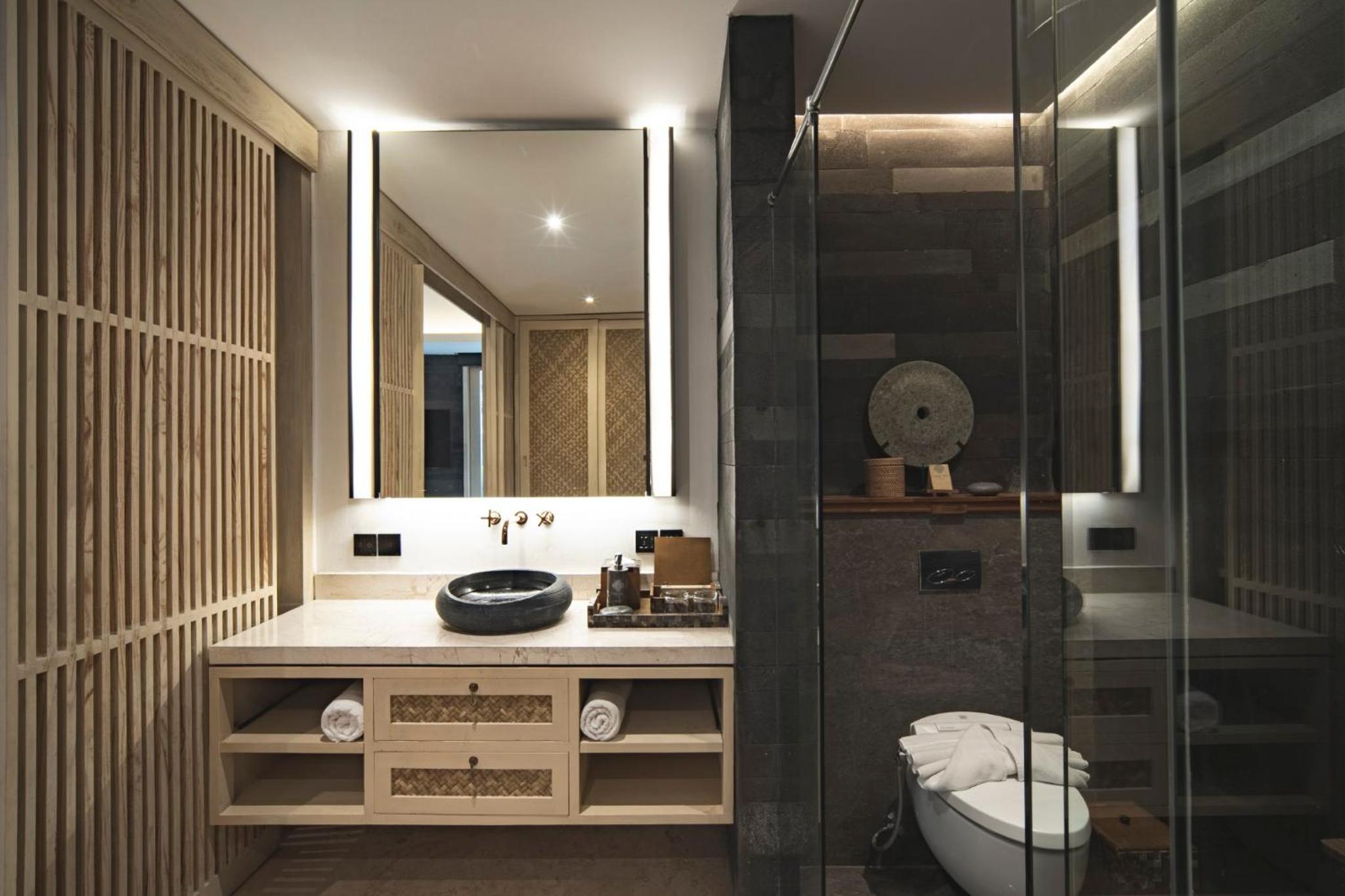 Smart One-Bedroom Private Pool Villa - Near Construction - Photo 2