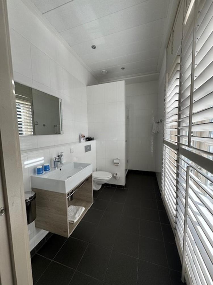 Comfort Double Room with Balcony - Photo 5