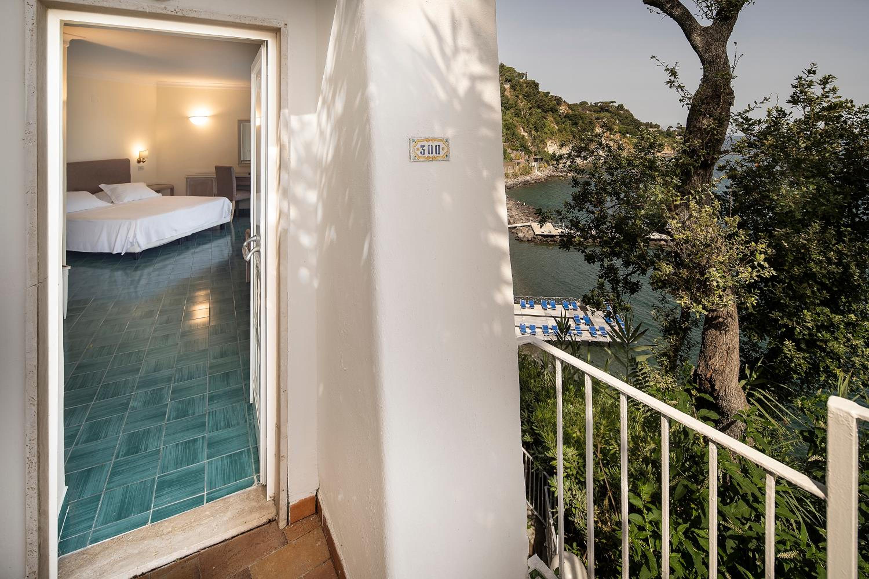 Superior Double or Twin Room with Sea View