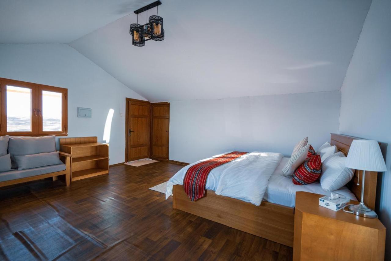 Superior Double or Twin Room photo 3