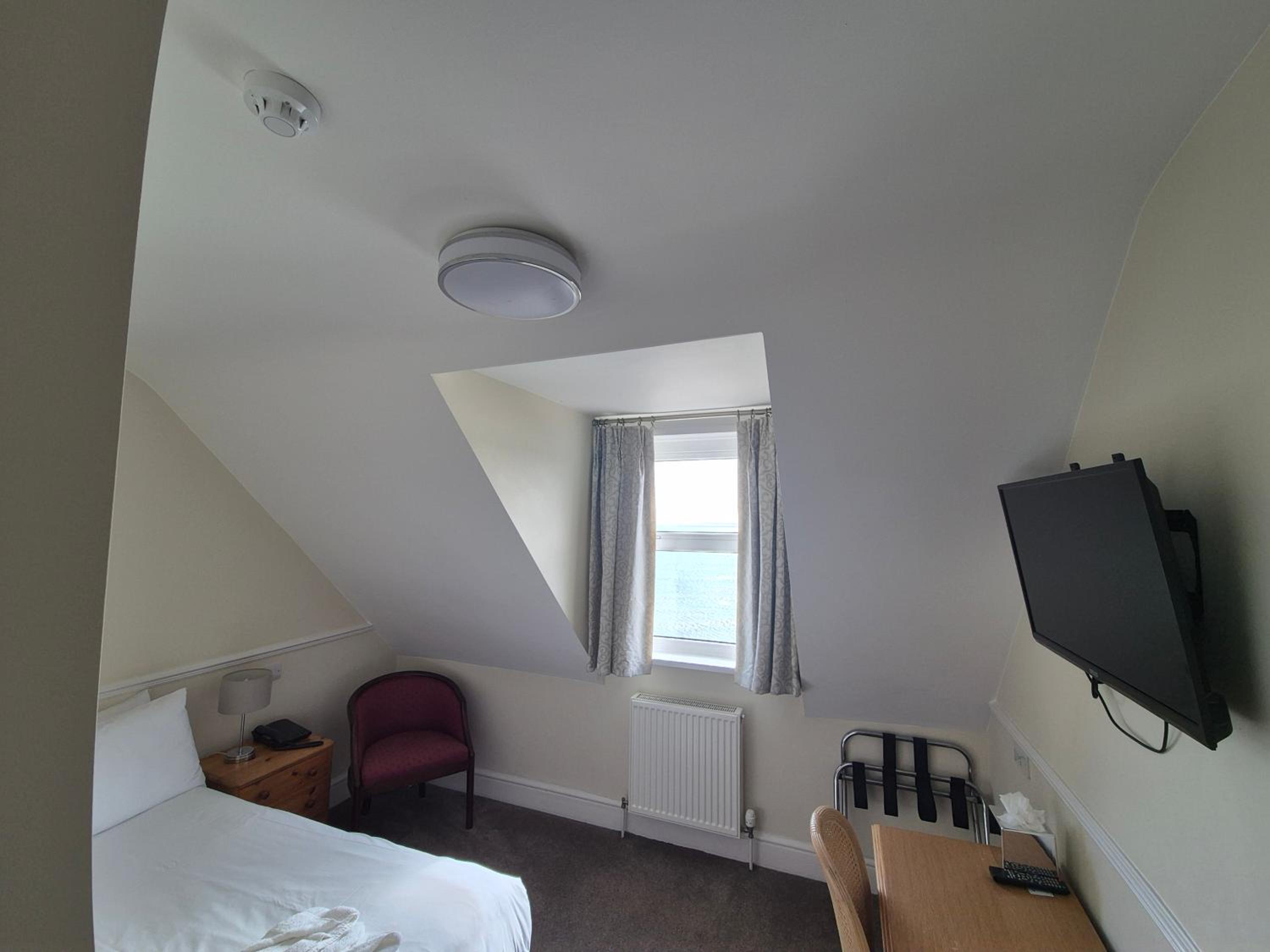 Sea View Single Room photo 1