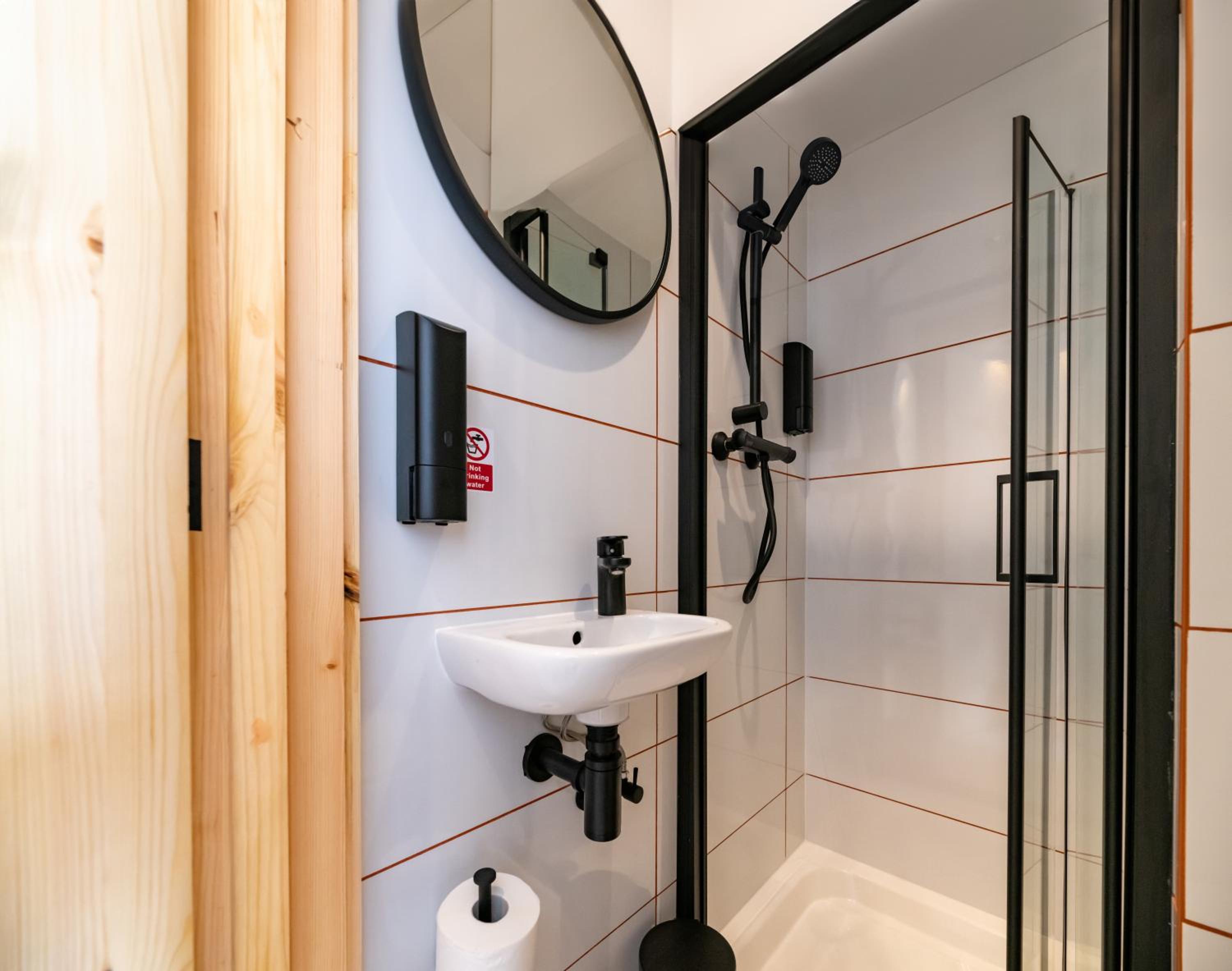 Single Room with Window
