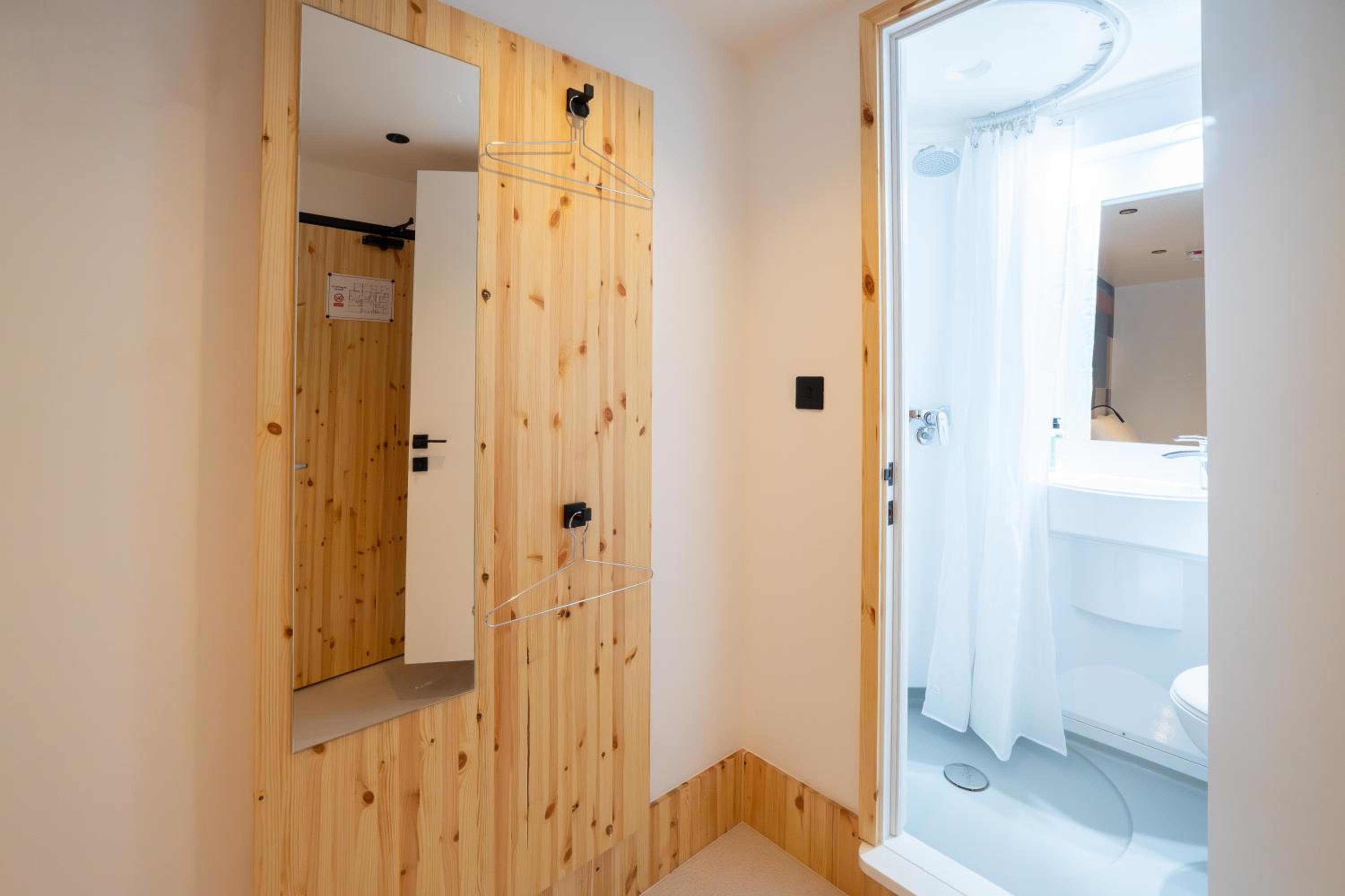 Double Room without Window