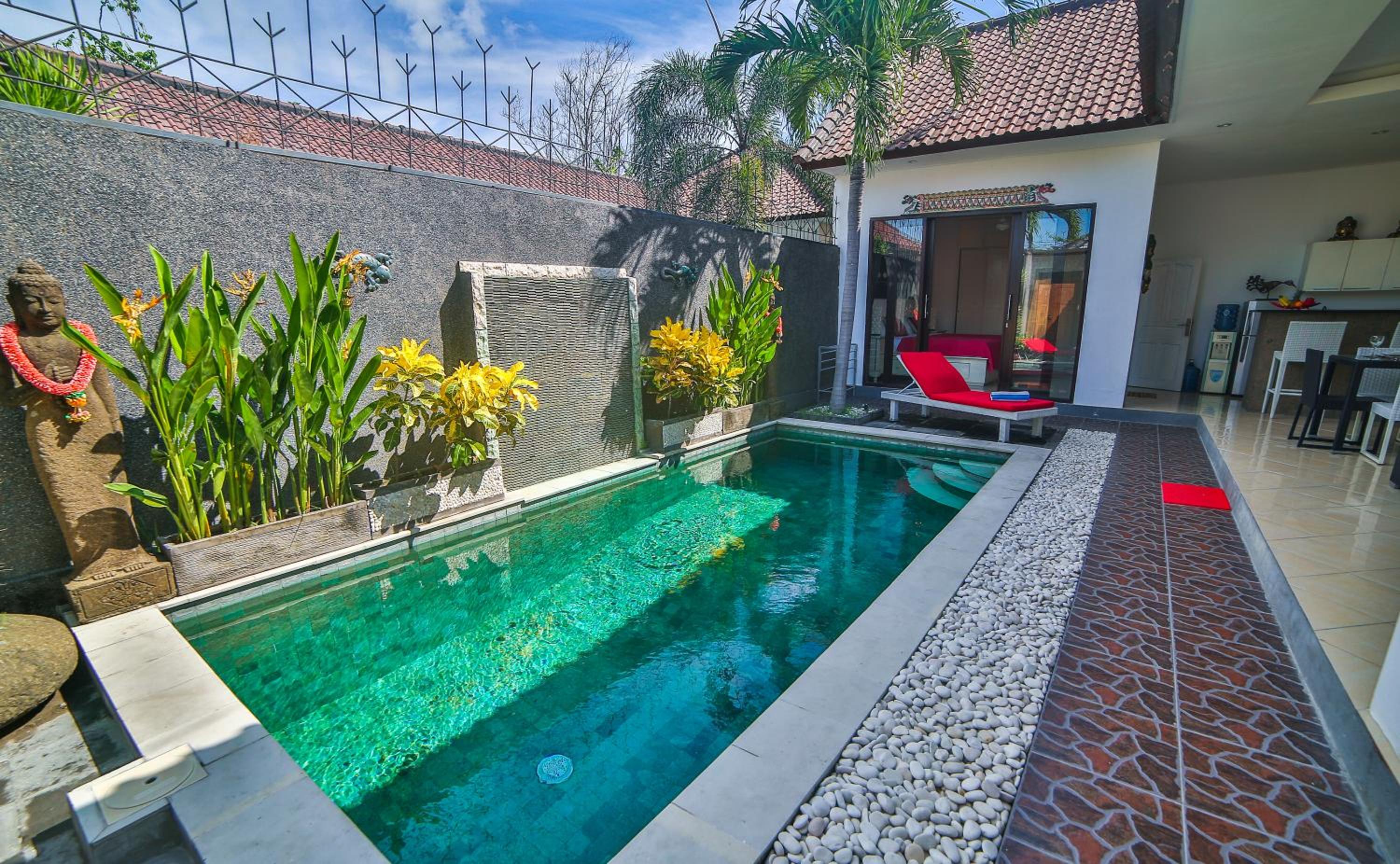 Two-Bedroom Villa - Photo 3