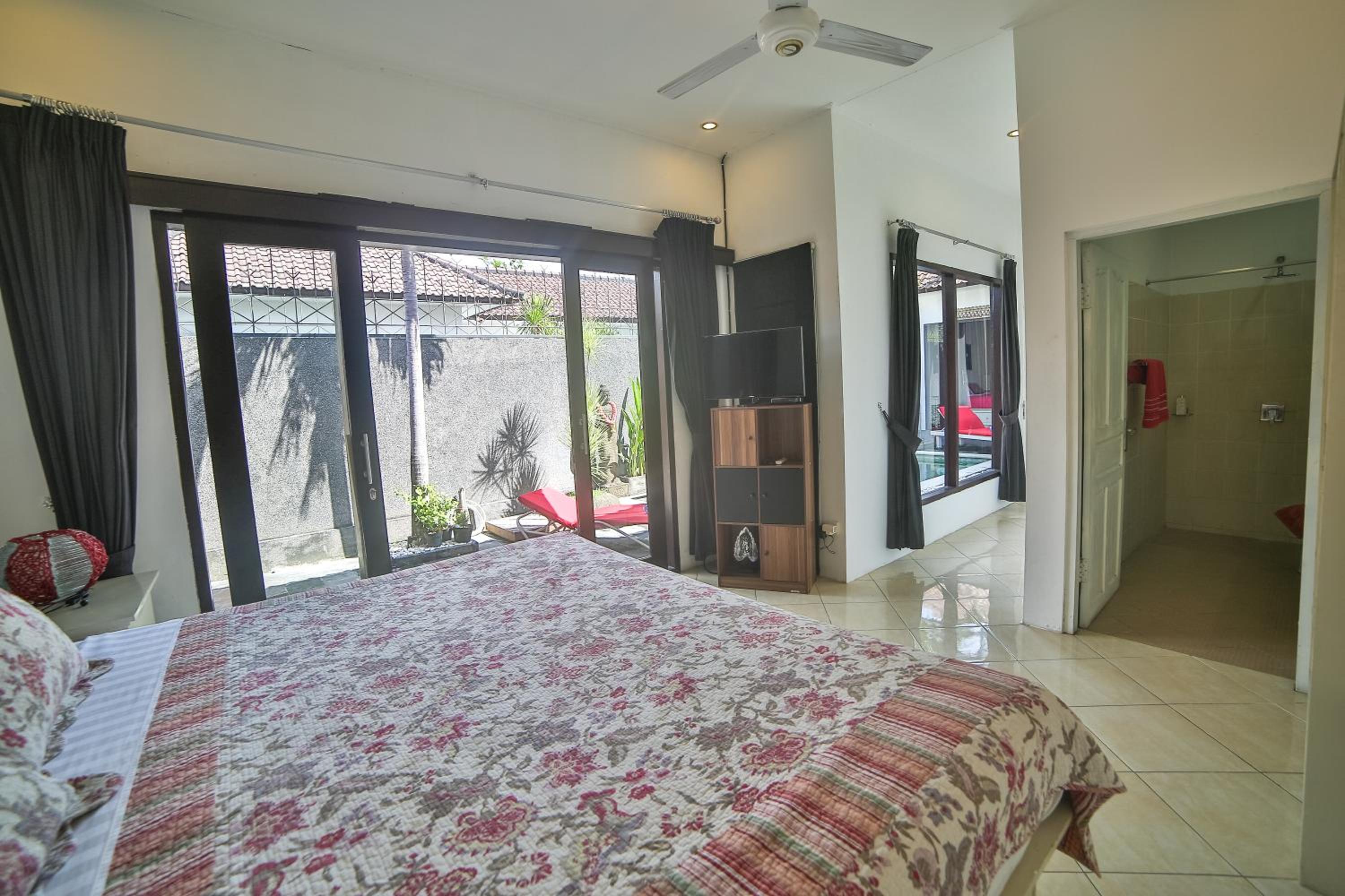 Two-Bedroom Villa - Photo 20