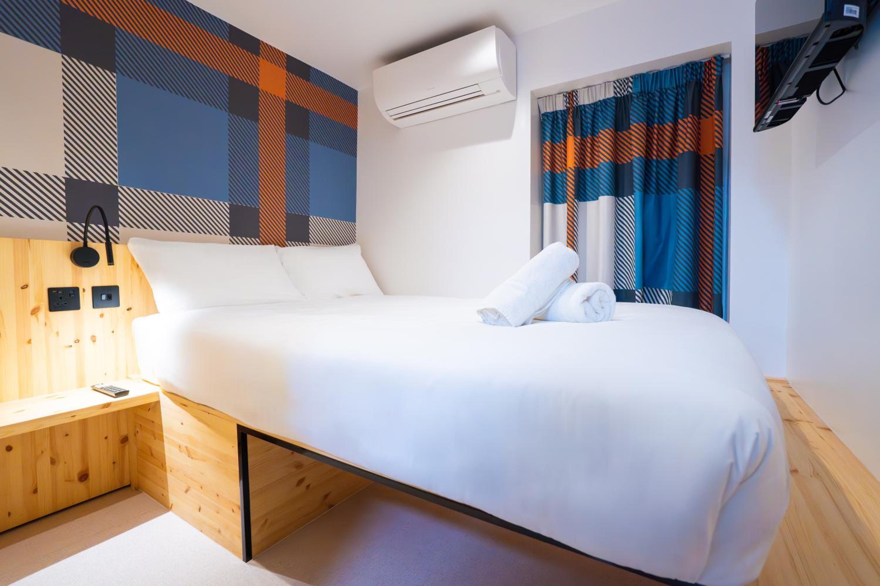 Lower Ground Standard Double Bed
