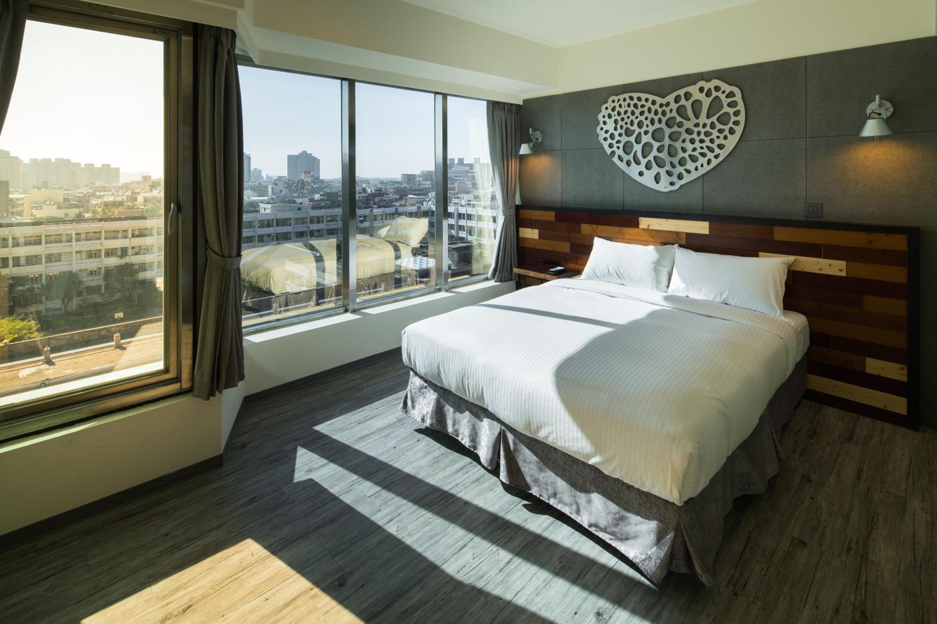 Double or Twin Room with City View