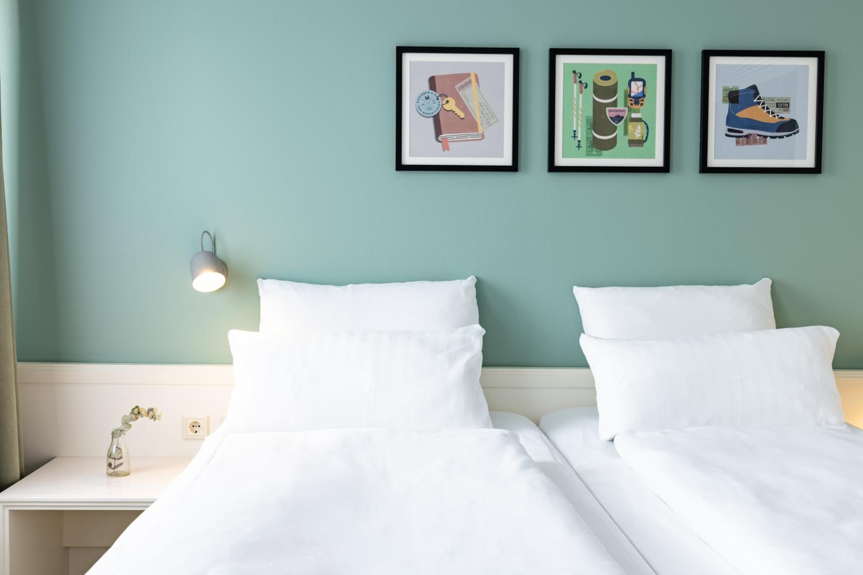 Standard Room with Two Single Beds photo 2