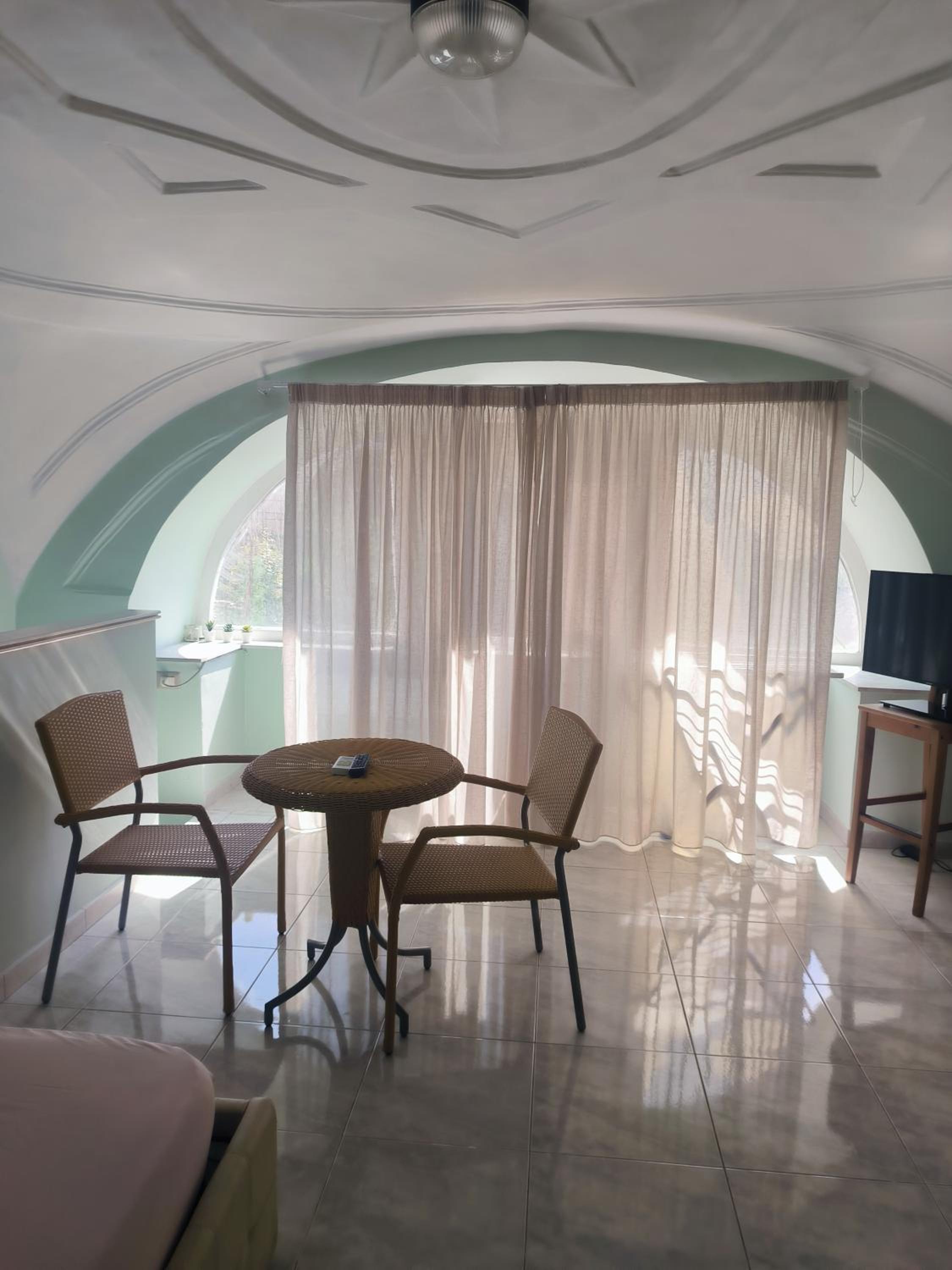 King Room with Garden View