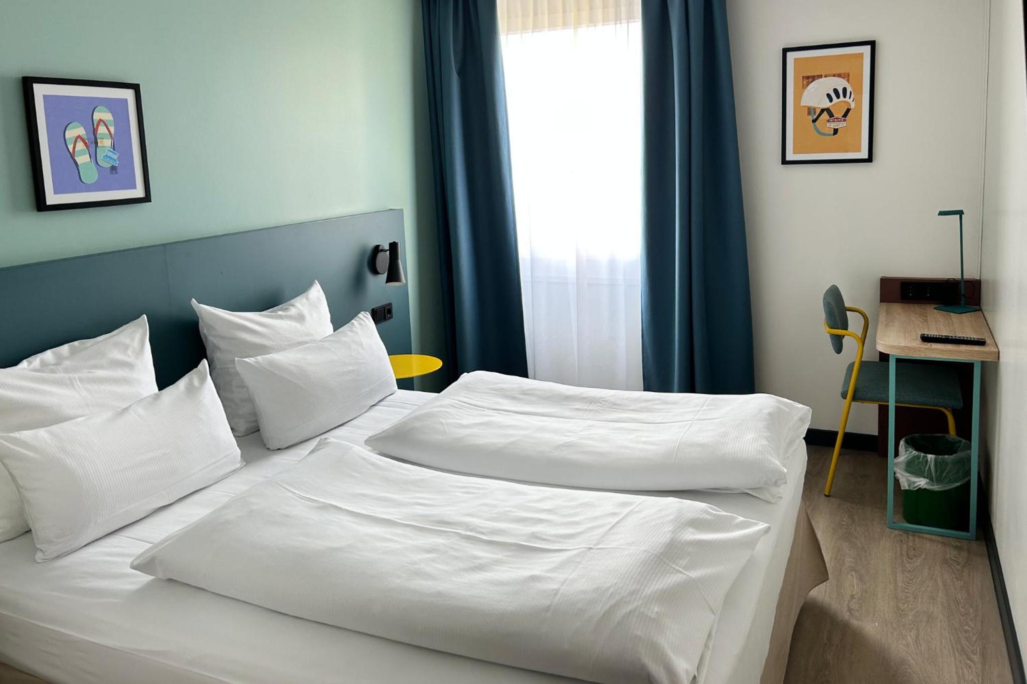 Standard Room photo 3
