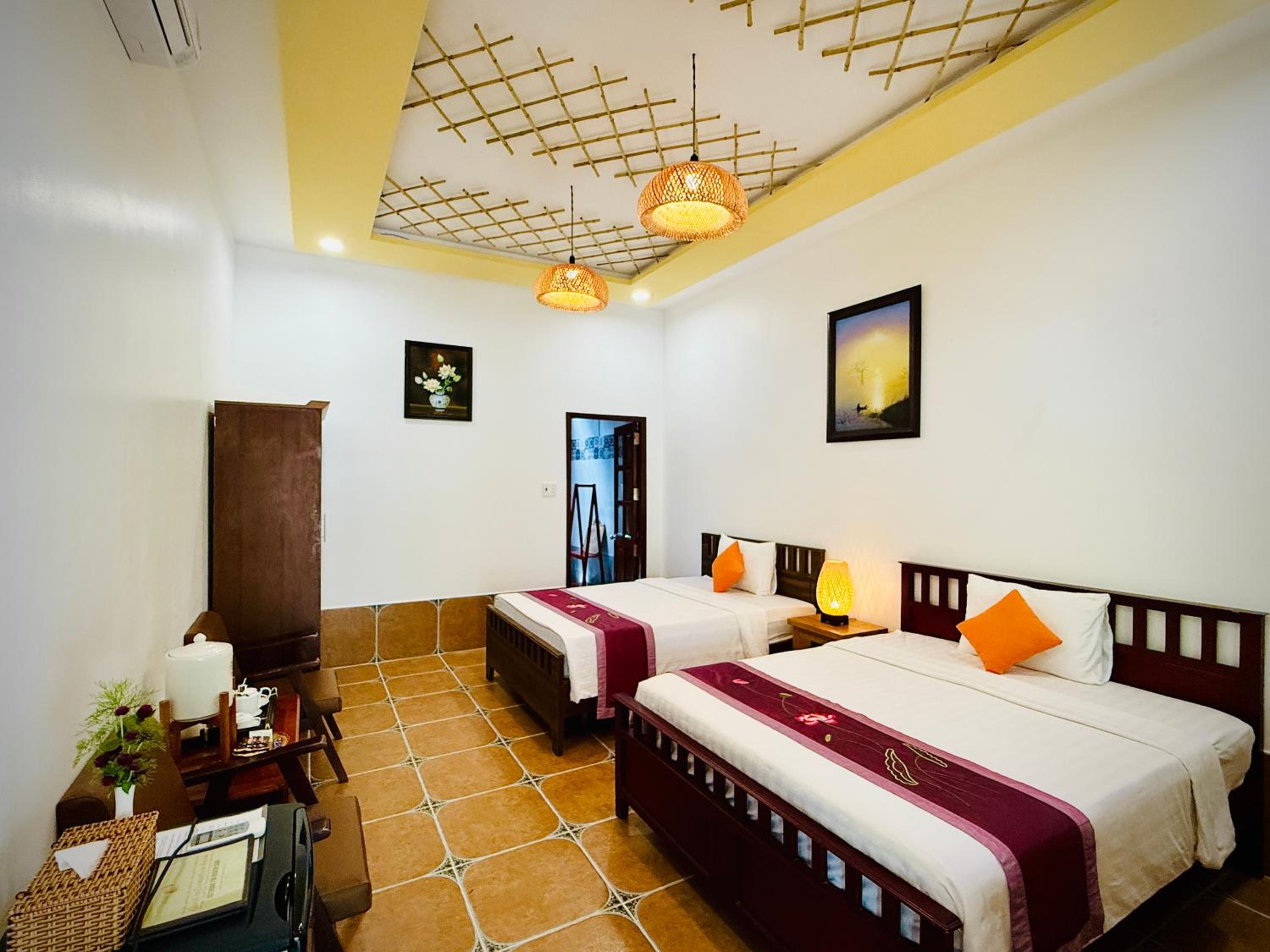 Deluxe Double or Twin Room with Pool View