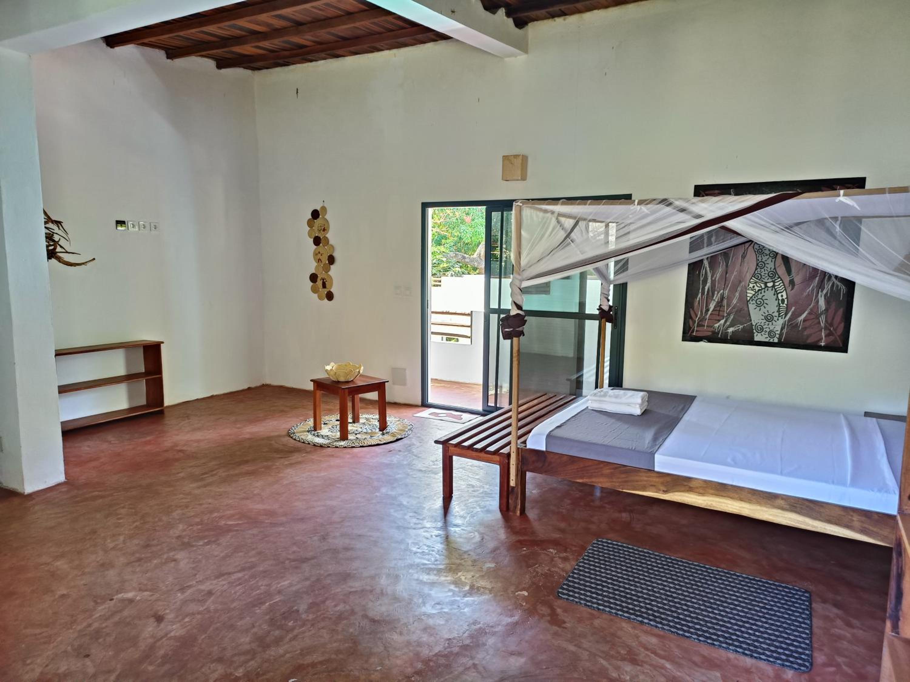 Double Room - Photo 5
