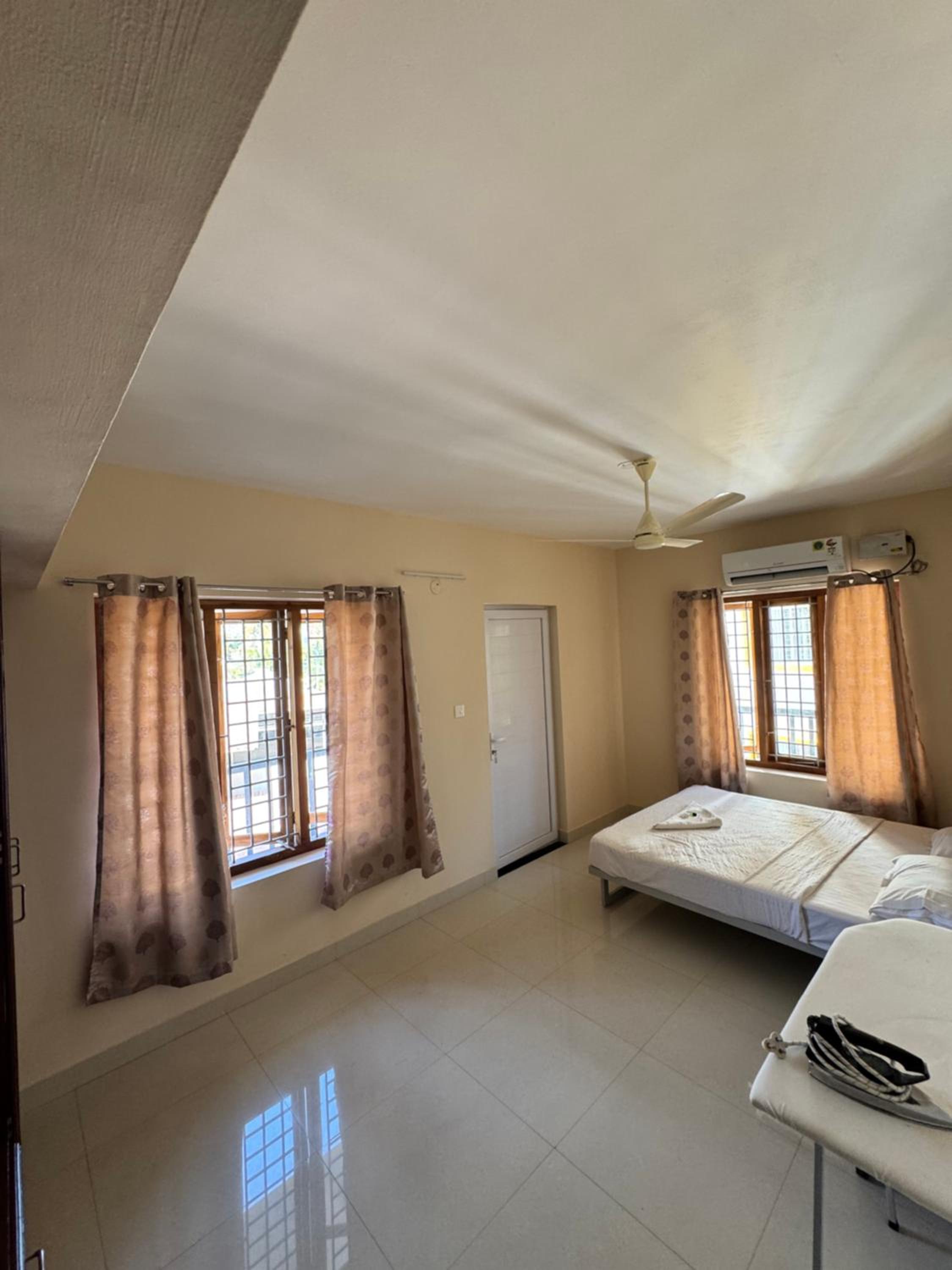 Two-Bedroom Standard Apartment - Photo 5