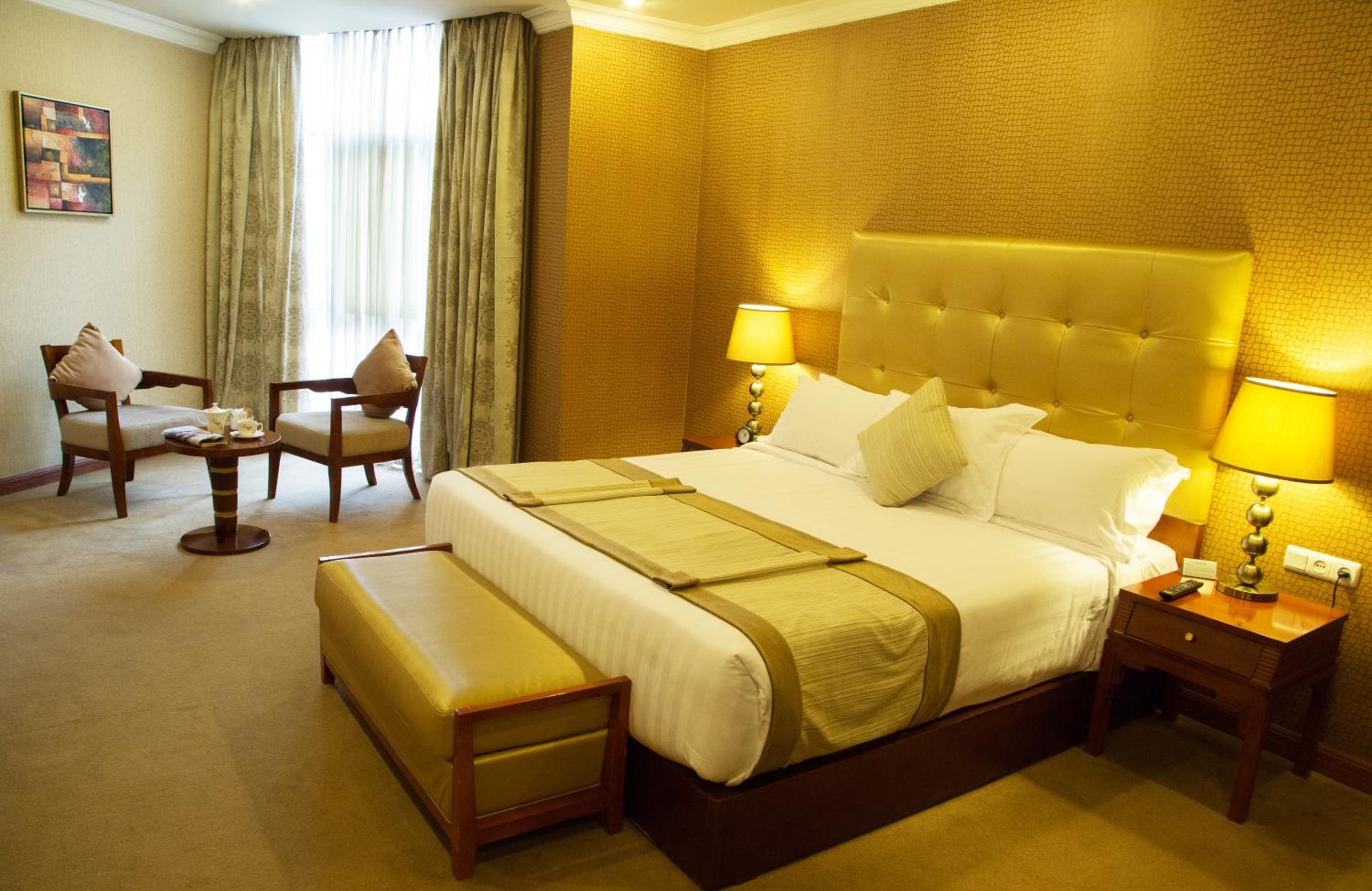 Superior Suite - Photo 1