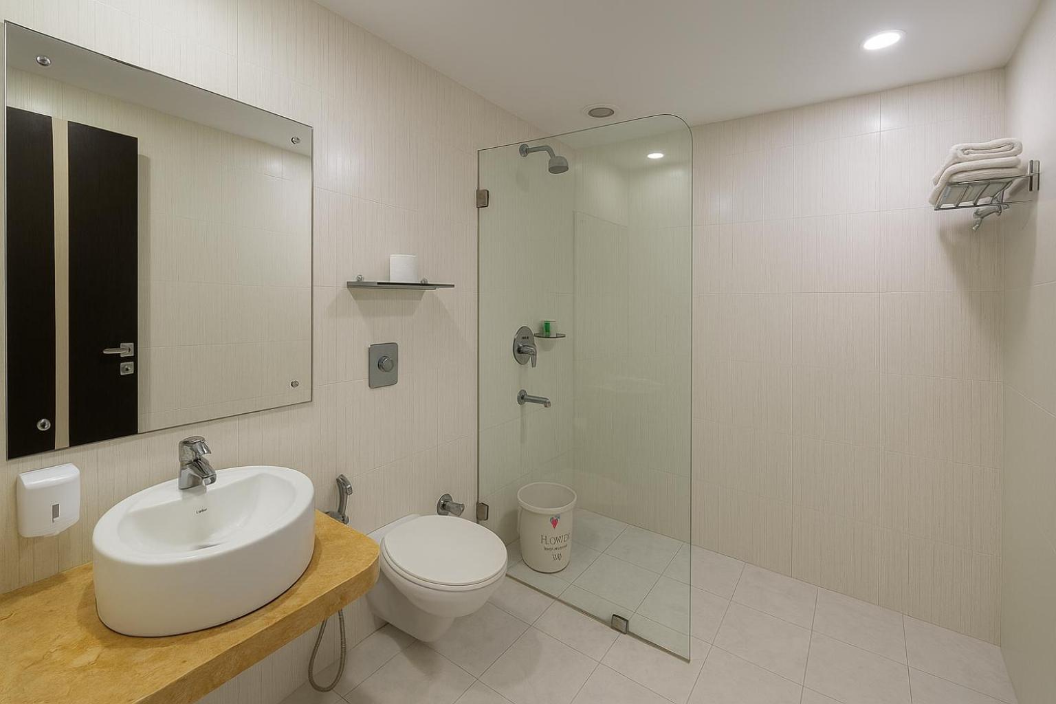 Deluxe Room - Photo 4
