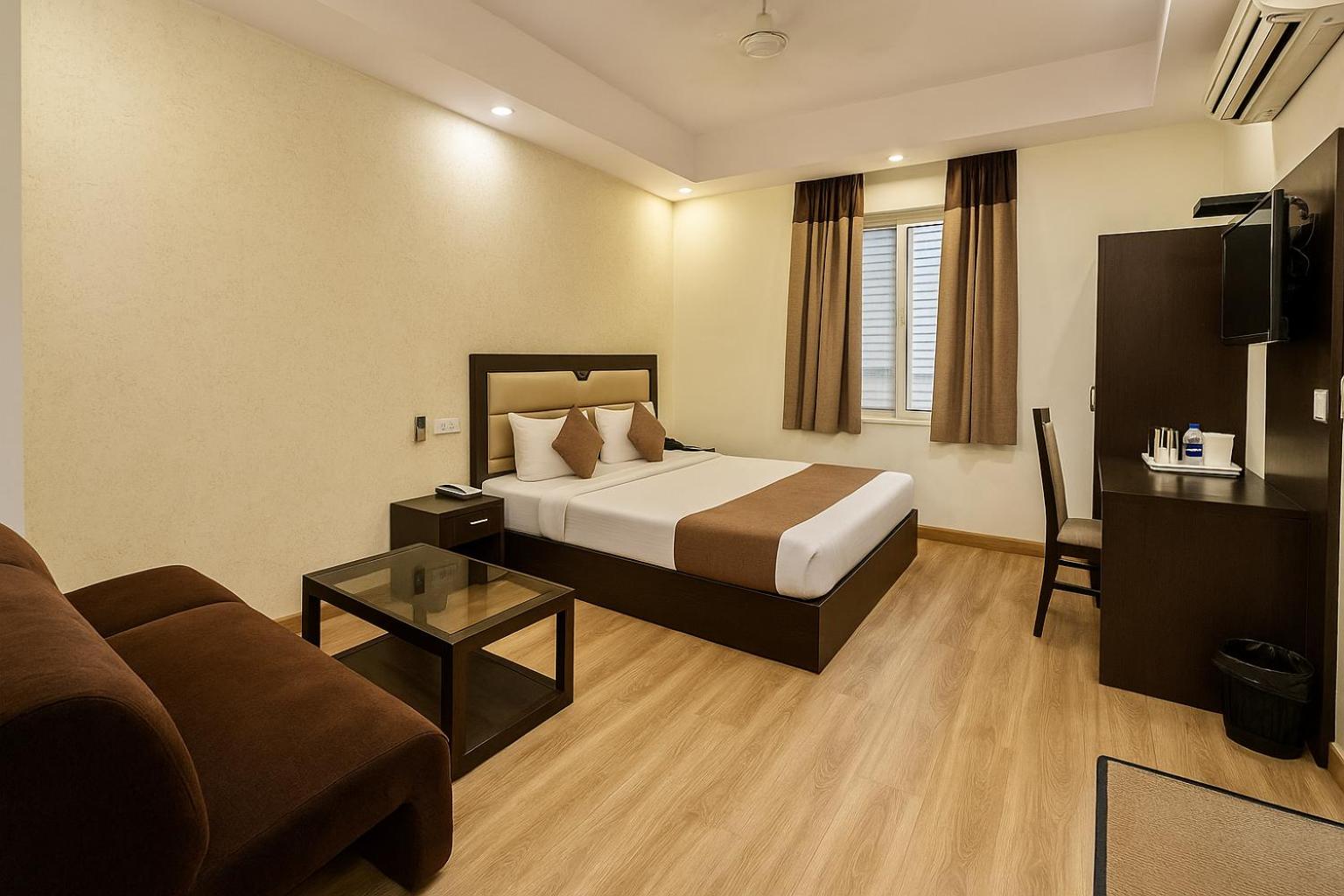 Deluxe Room - Photo 5