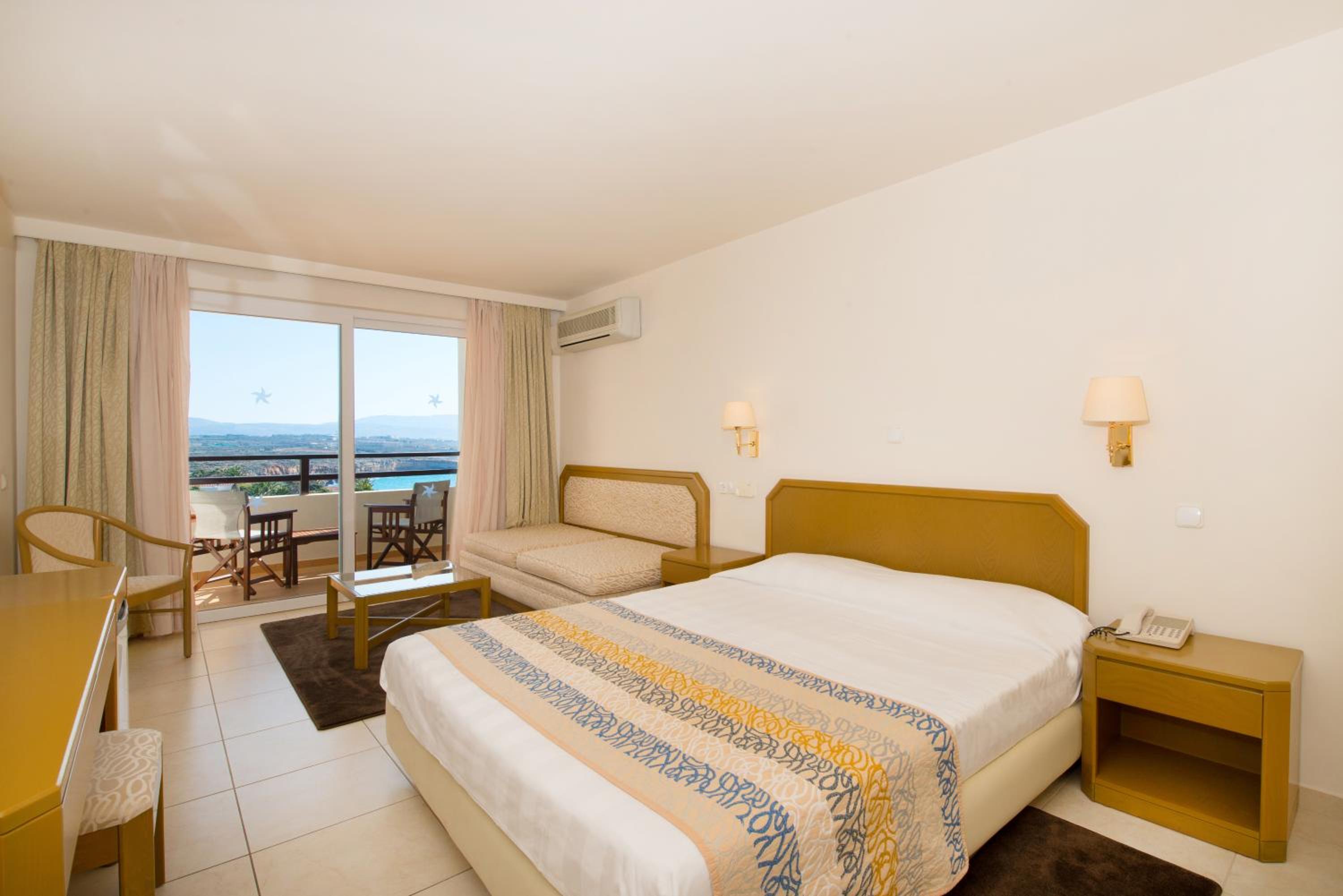 Double Priority Location Sea View