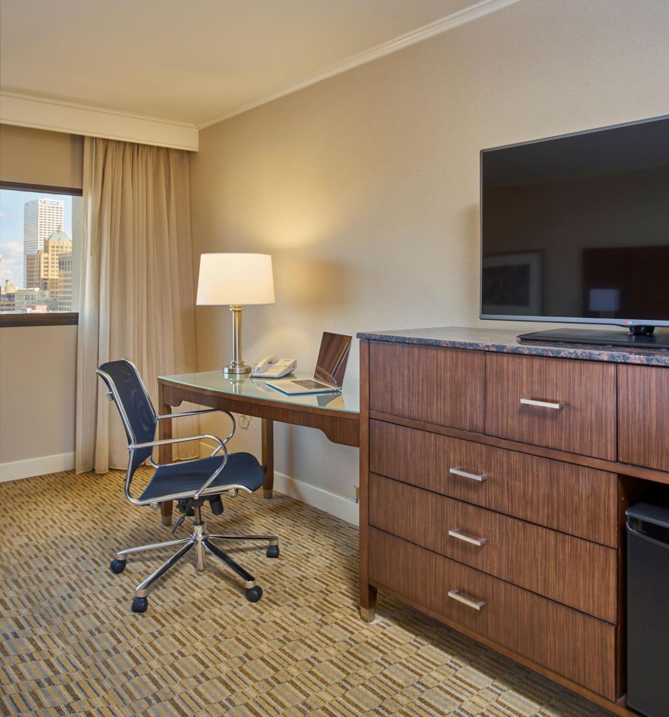 Double Room with Two Double Beds and City View - High Floor - Photo 4