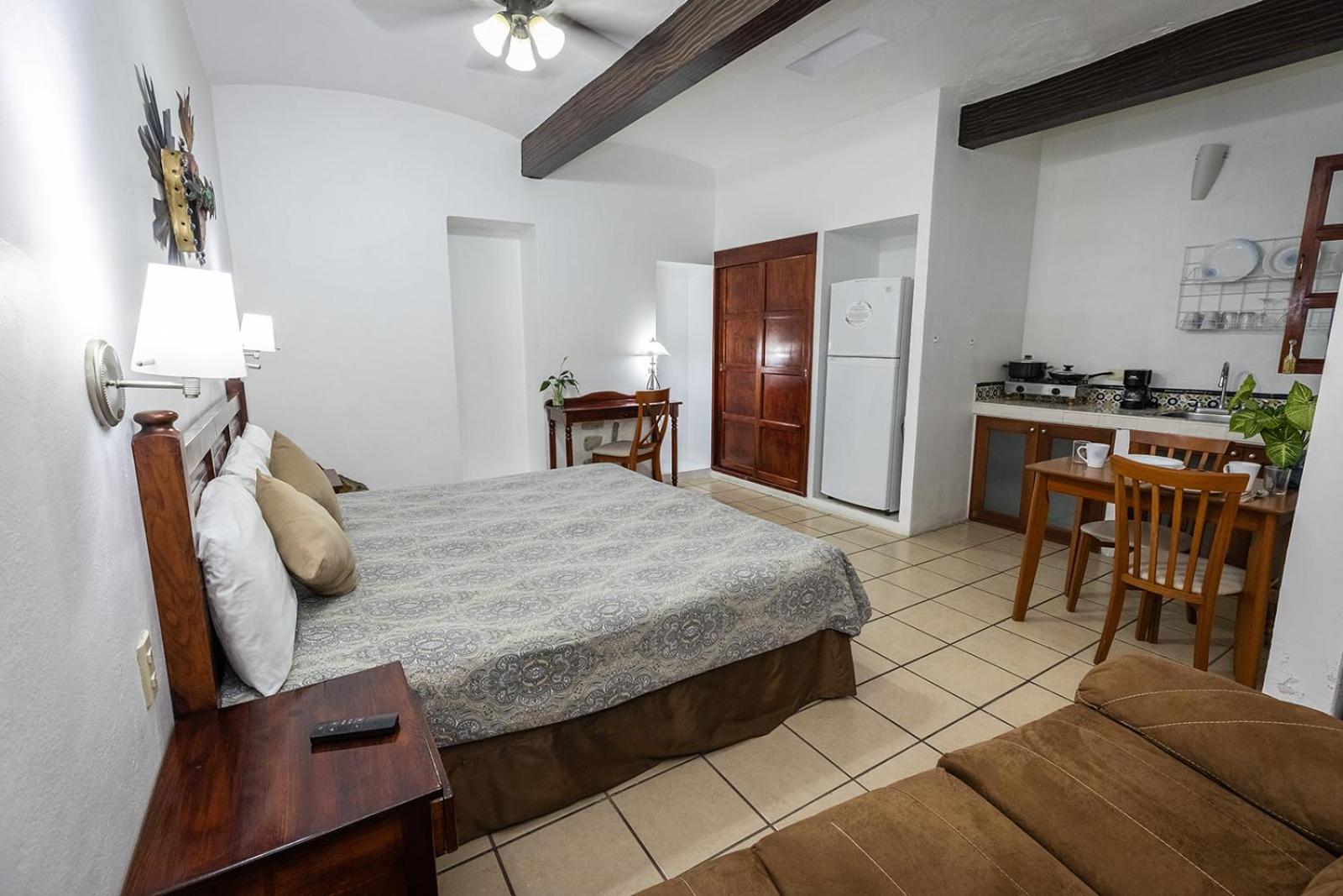 Suite photo 1