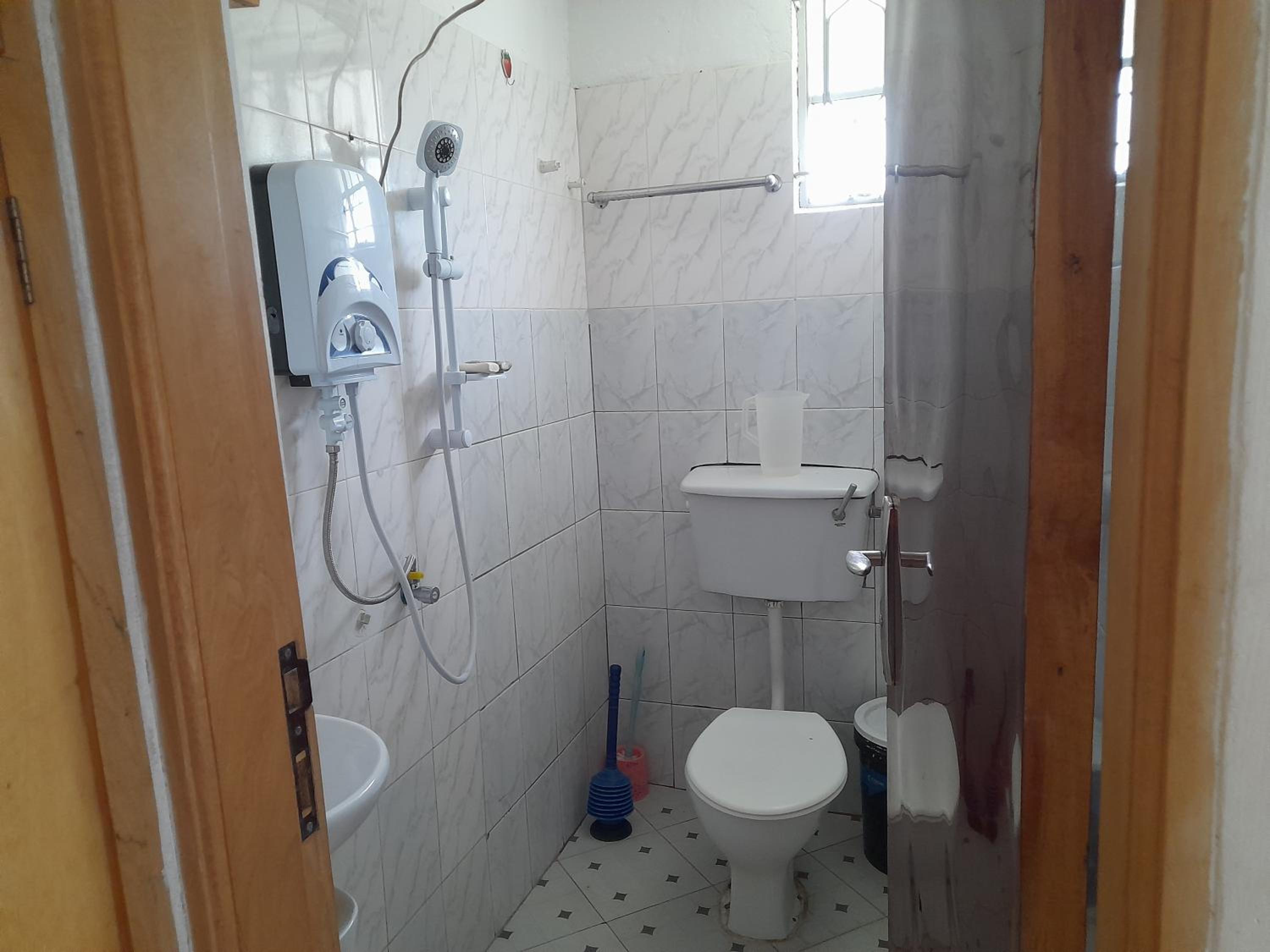 Quadruple Room with Private Bathroom