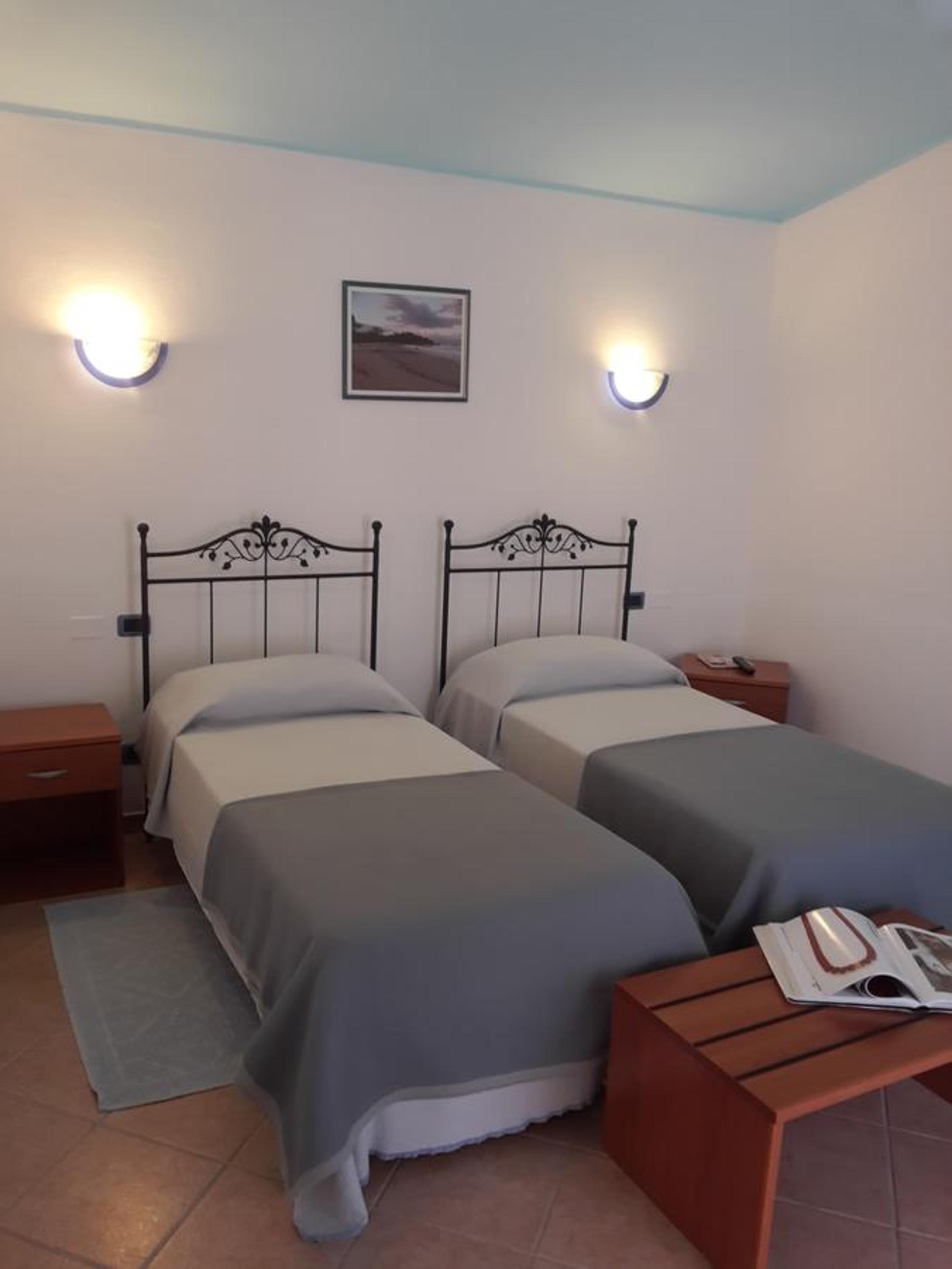 Twin Room with Private Bathroom