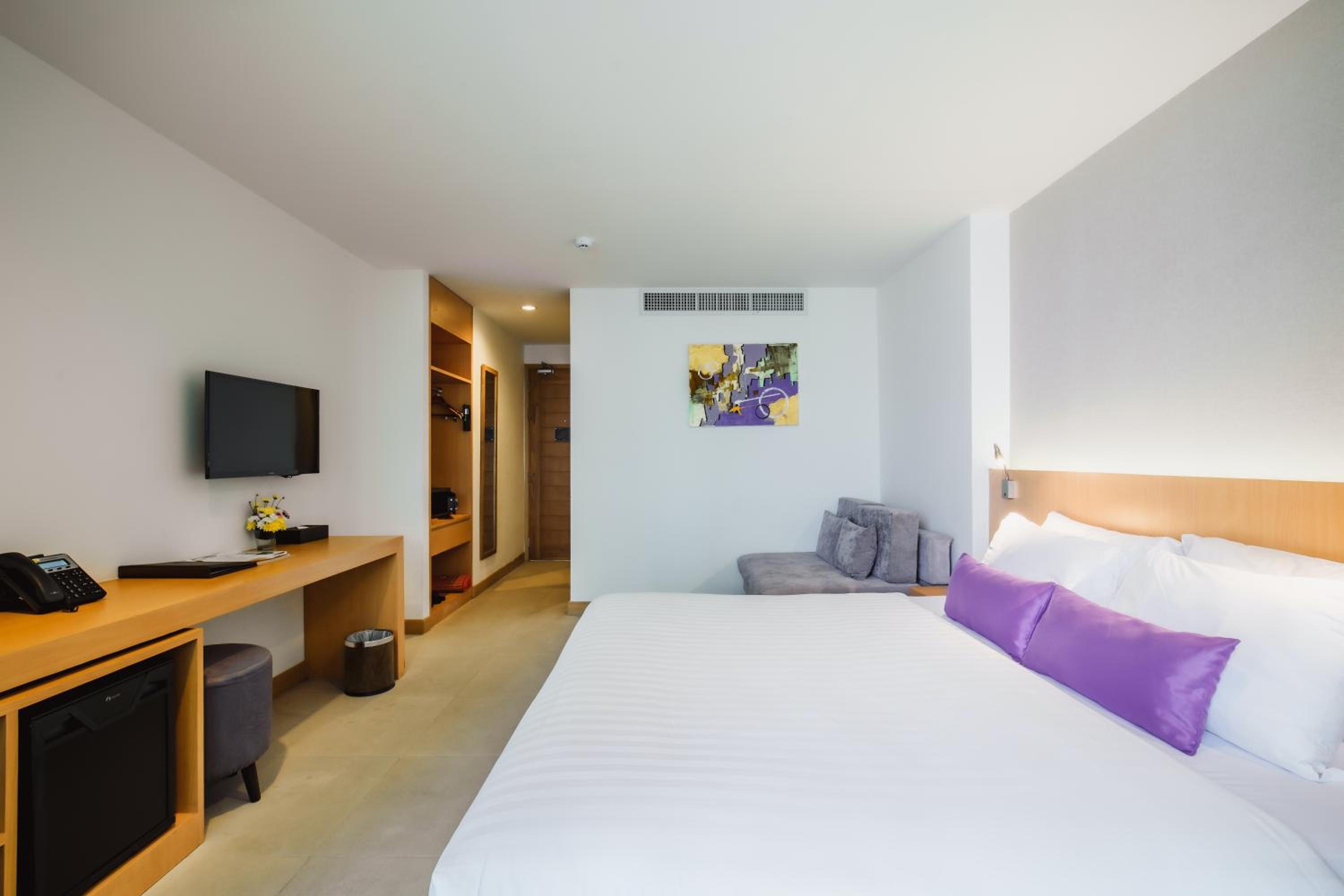 Superior King Room