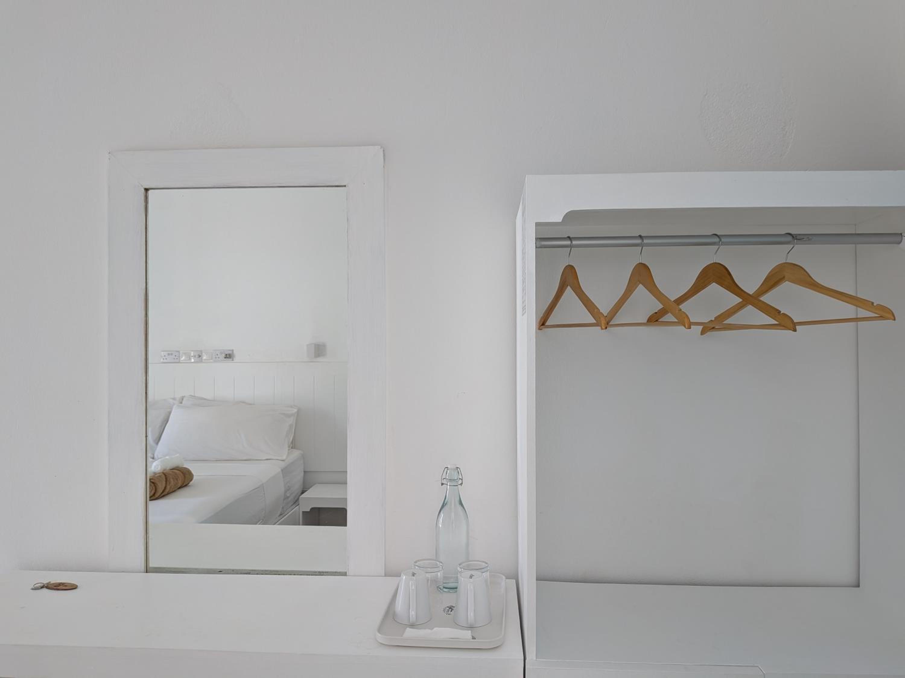 Economy Double Room photo 2